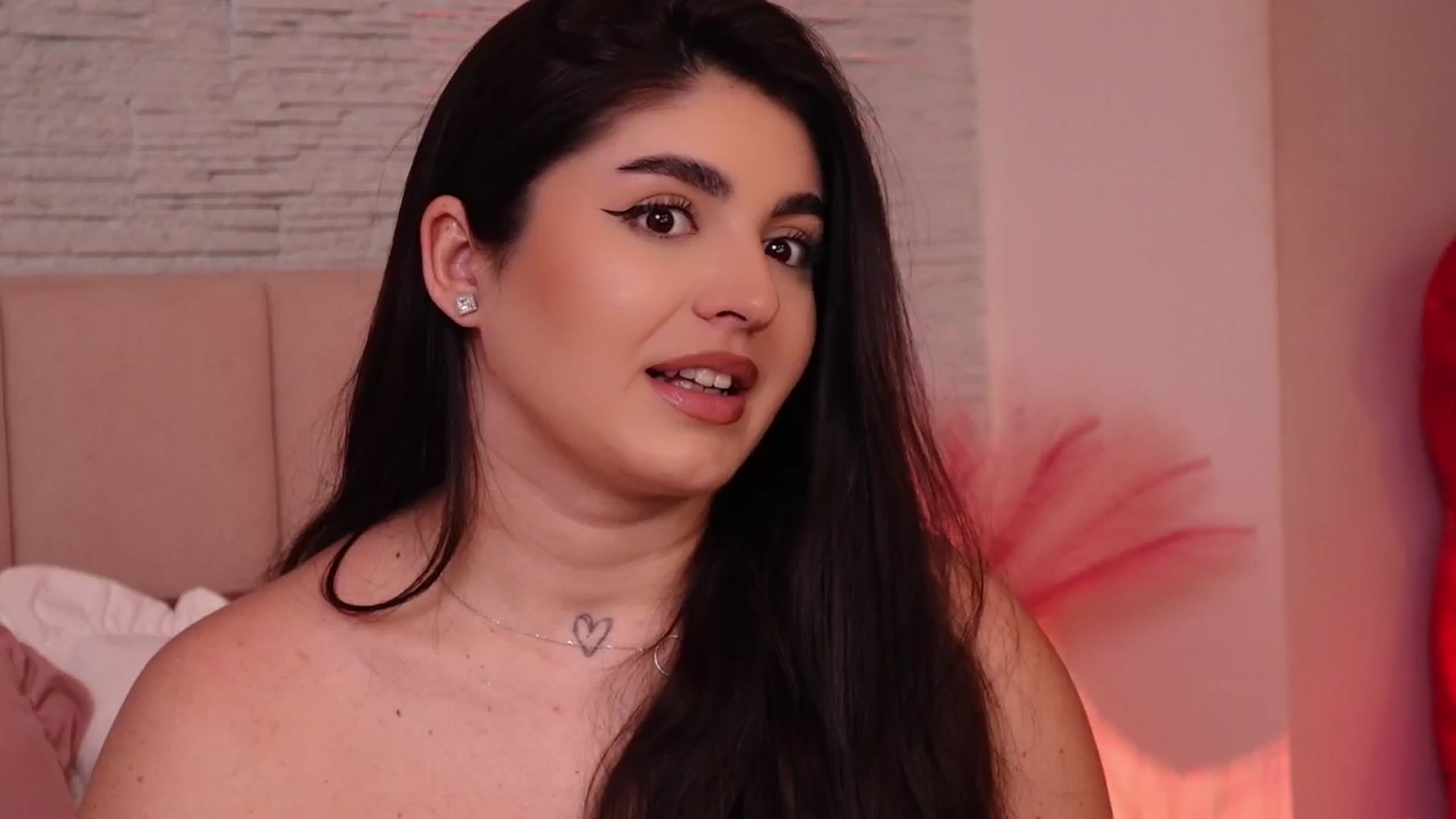 Gallery image thumbnail from RachelS's myfreecams stream on, 03/14/2025, 11:12 image 11 of 20