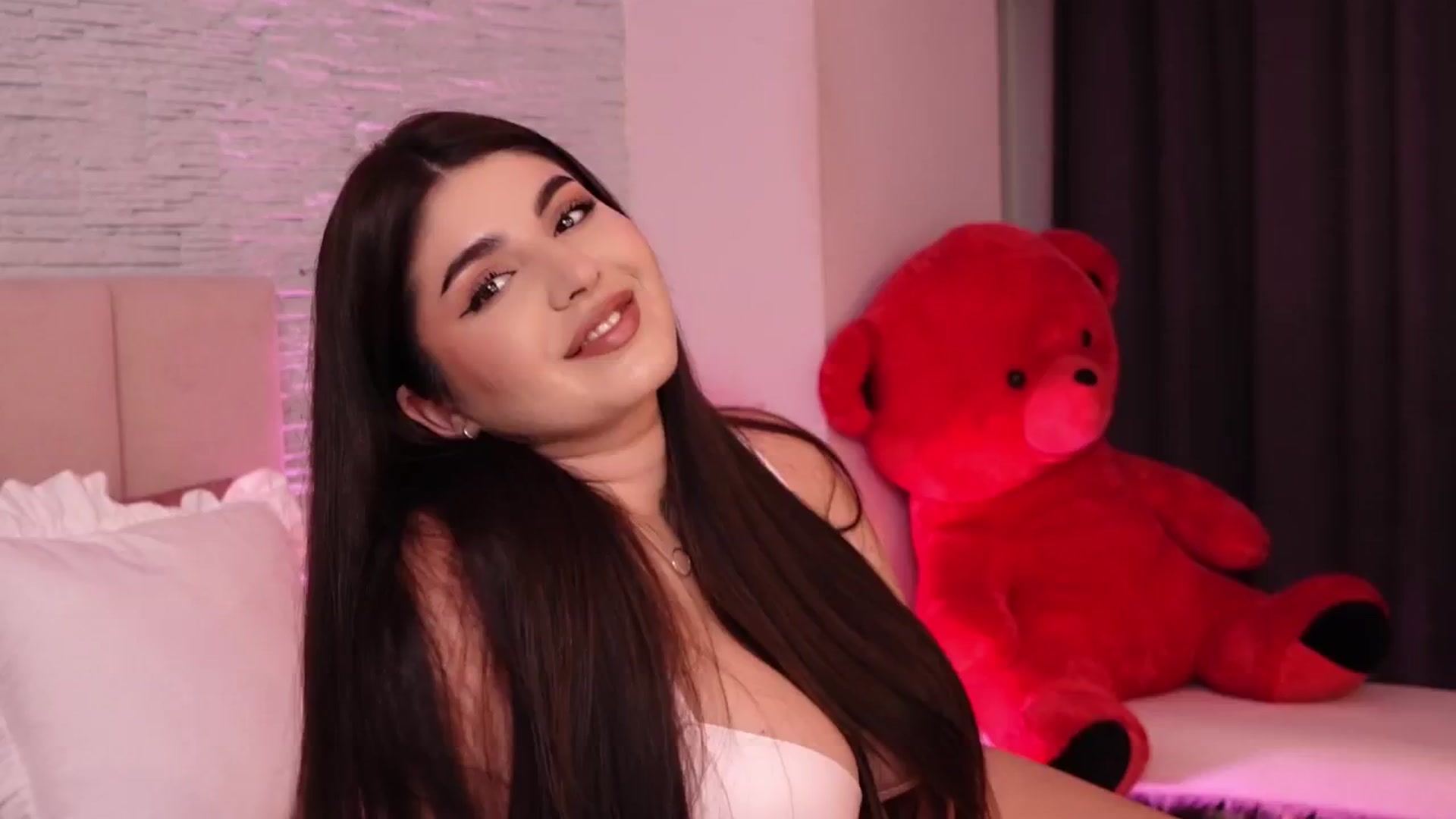 Gallery image thumbnail from RachelS's myfreecams stream on, 03/27/2025, 07:51 image 3 of 20