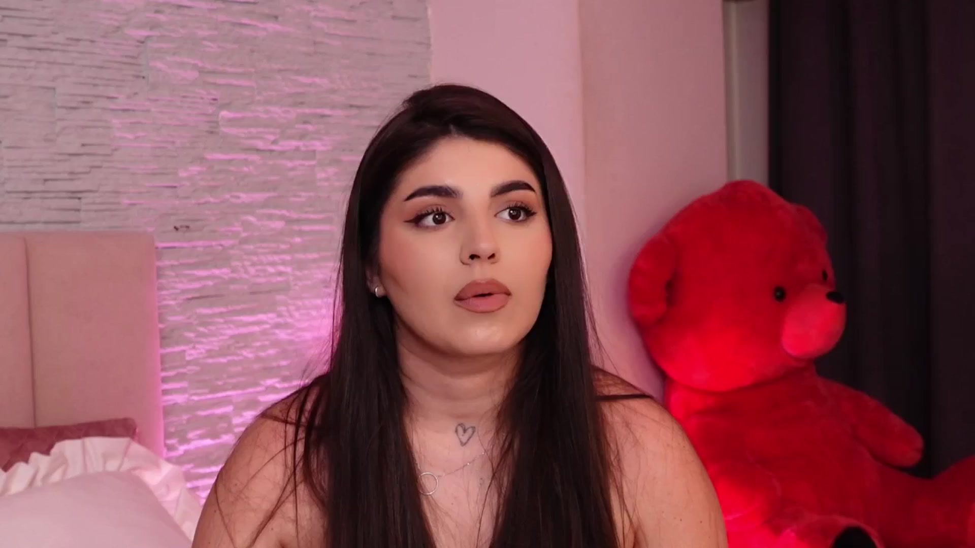 Gallery image thumbnail from RachelS's myfreecams stream on, 03/27/2025, 11:46 image 19 of 20