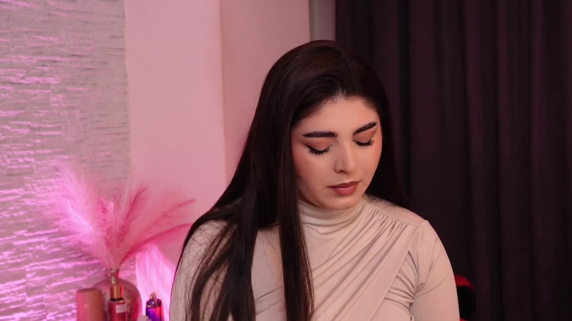Gallery image thumbnail from RachelS's myfreecams stream on, 03/28/2025, 07:23 image 12 of 20