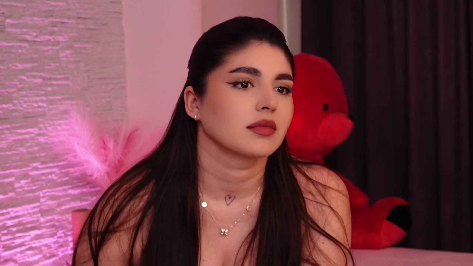 Gallery image thumbnail from RachelS's myfreecams stream on, 04/03/2025, 09:28 image 6 of 20