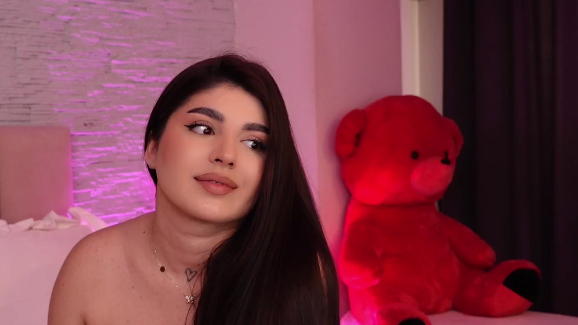 Gallery image thumbnail from RachelS's myfreecams stream on, 04/13/2025, 06:41 image 18 of 20
