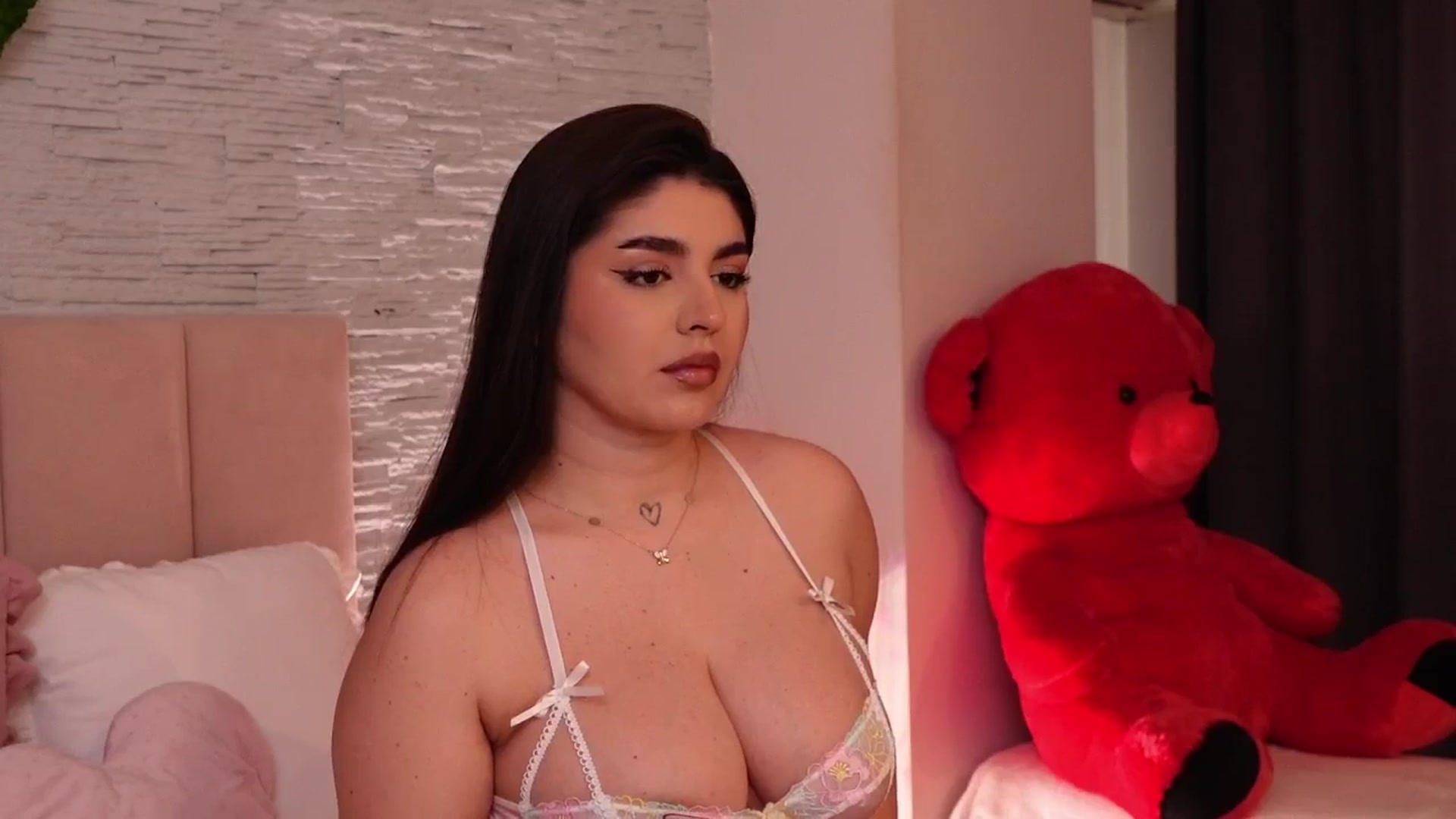Gallery image thumbnail from RachelS's myfreecams stream on, 04/16/2025, 08:53 image 20 of 20