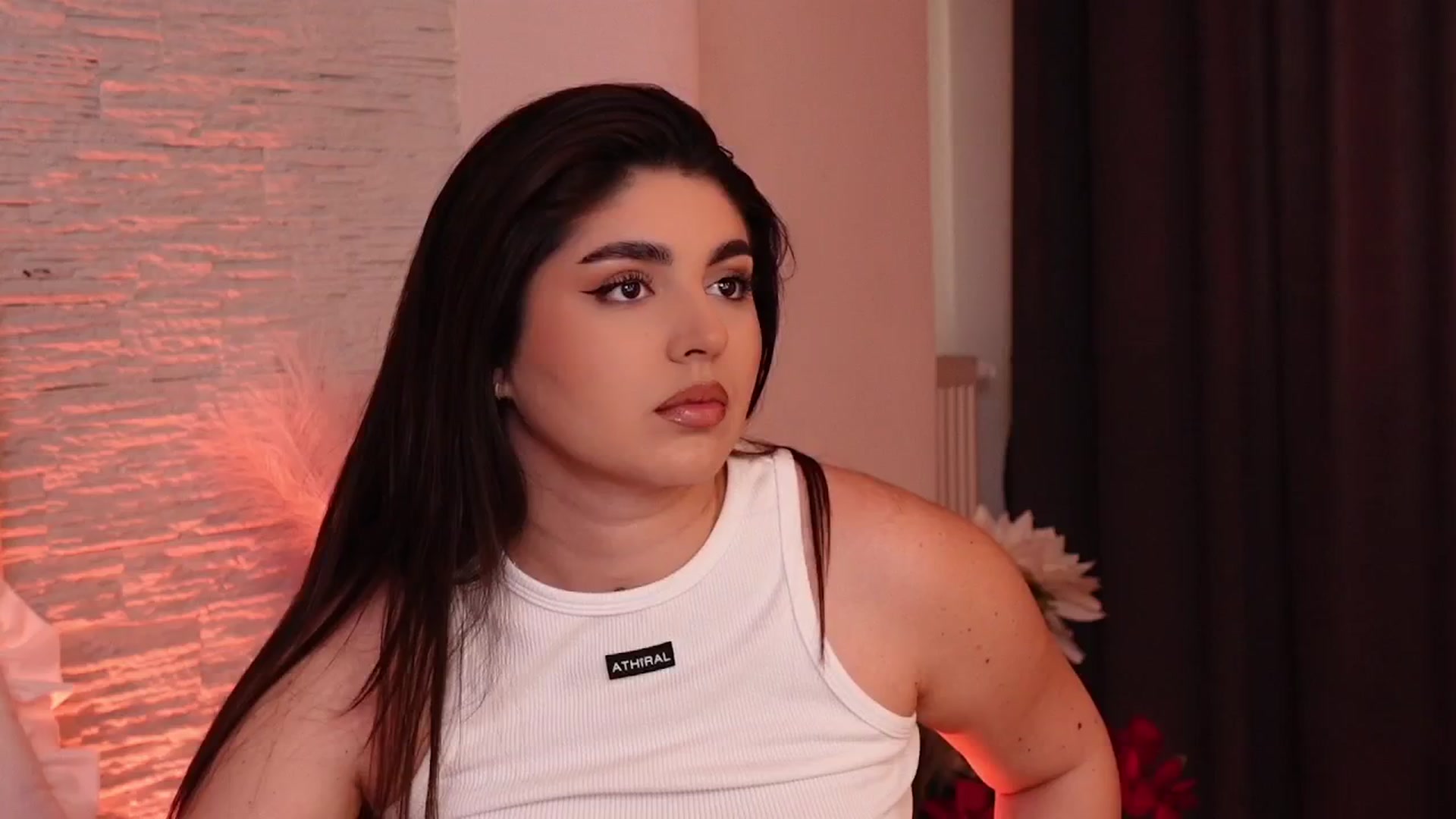 Gallery image thumbnail from RachelS's myfreecams stream on, 04/25/2025, 06:20 image 19 of 20