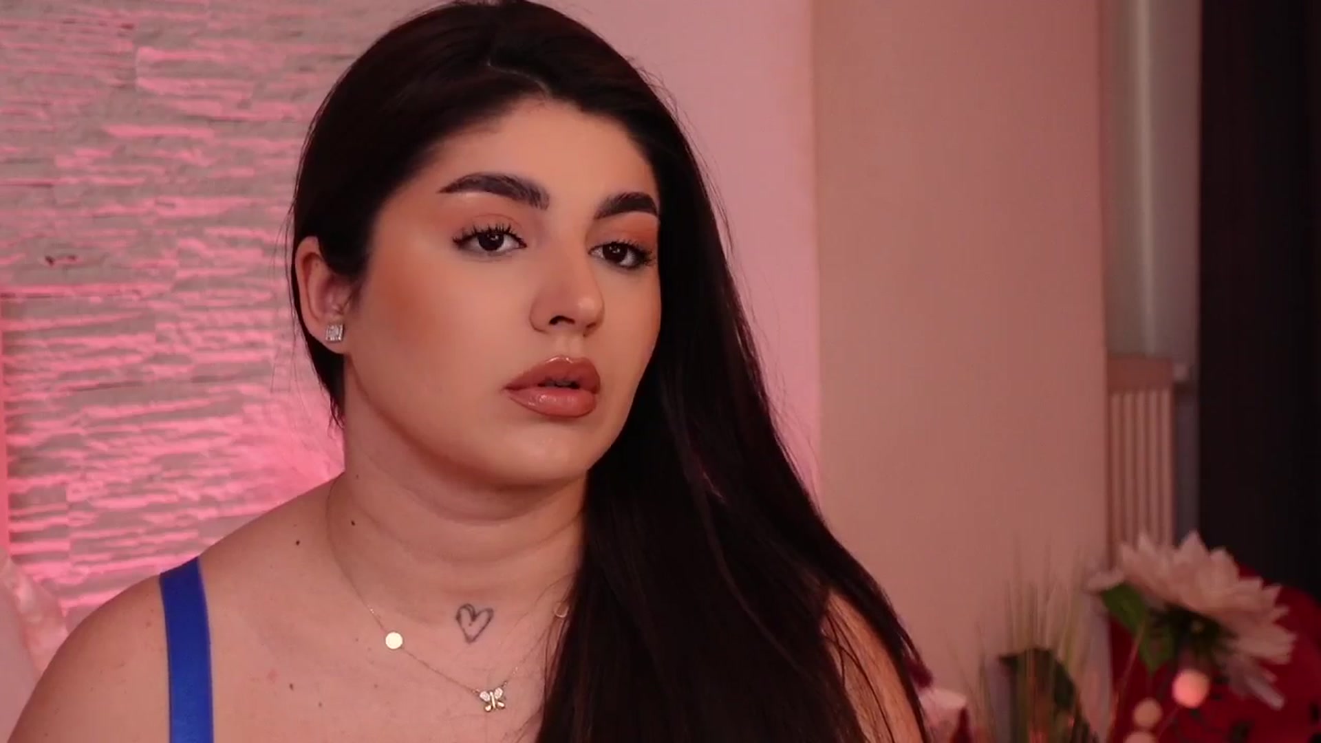 Gallery image thumbnail from RachelS's myfreecams stream on, 04/29/2025, 10:16 image 7 of 20