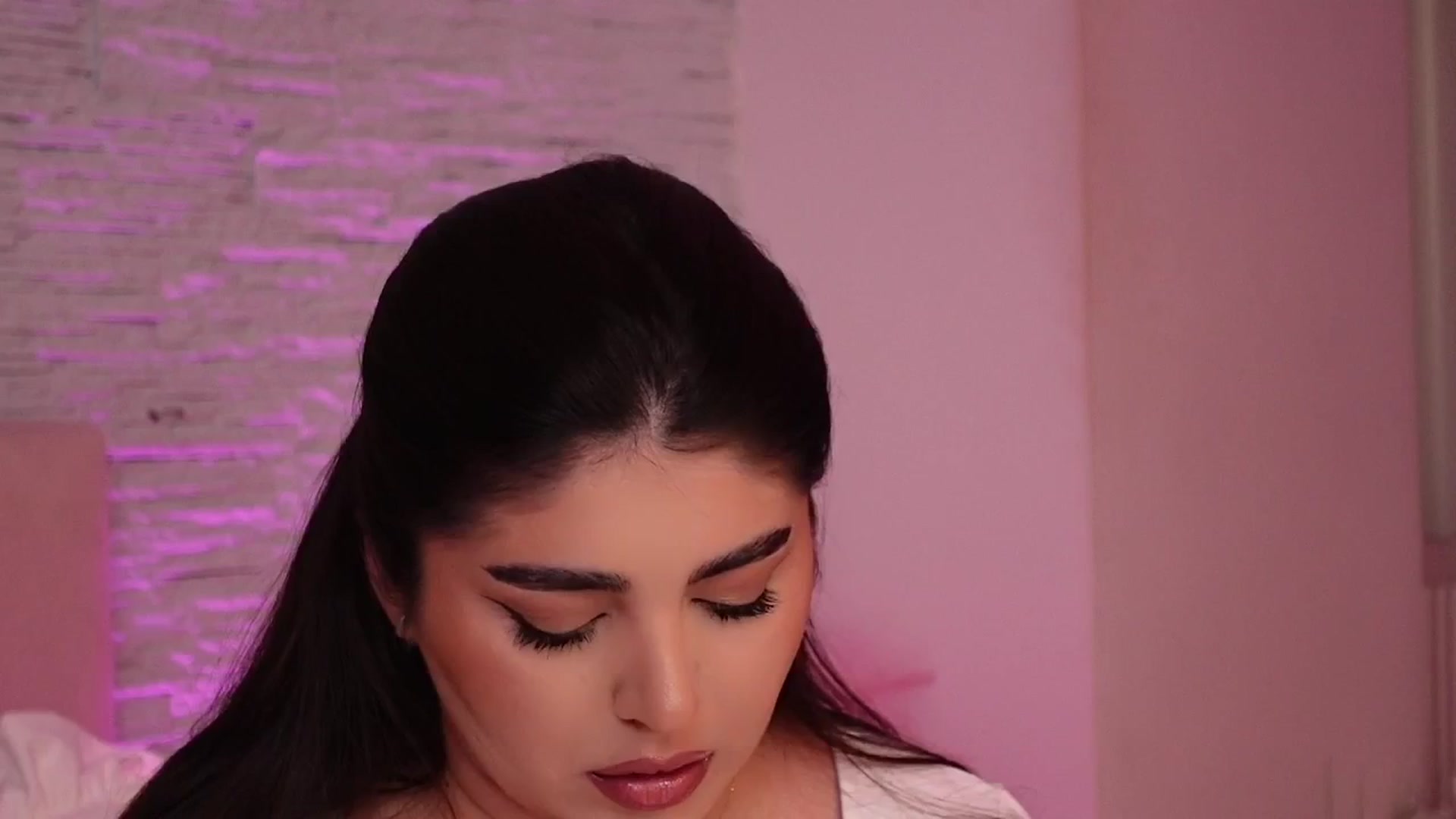 Gallery image thumbnail from RachelS's myfreecams stream on, 05/10/2025, 10:11 image 6 of 20