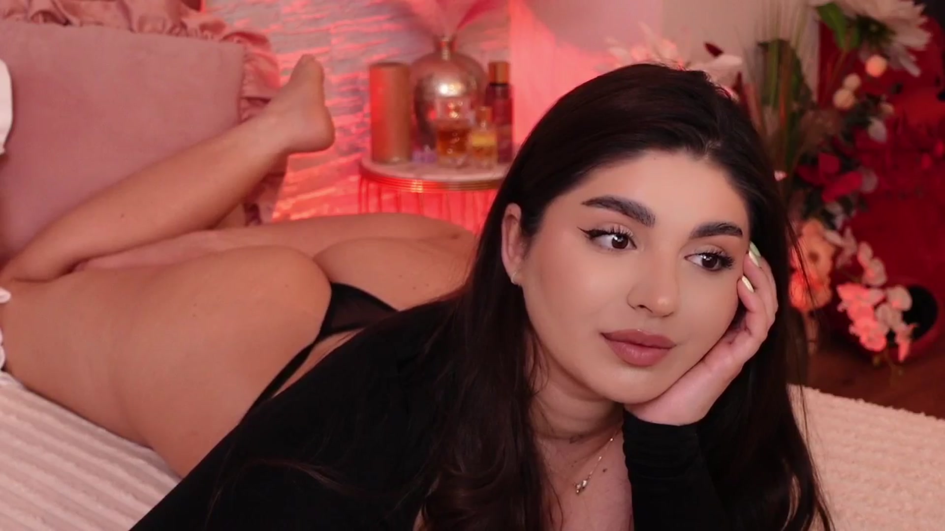 Gallery image thumbnail from RachelS's myfreecams stream on, 05/15/2025, 06:00 image 14 of 20