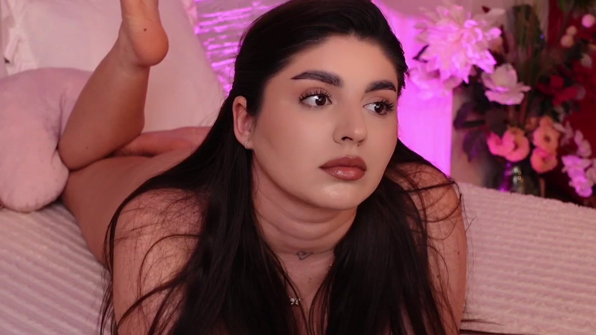 Gallery image thumbnail from RachelS's myfreecams stream on, 05/20/2025, 09:51 image 19 of 20