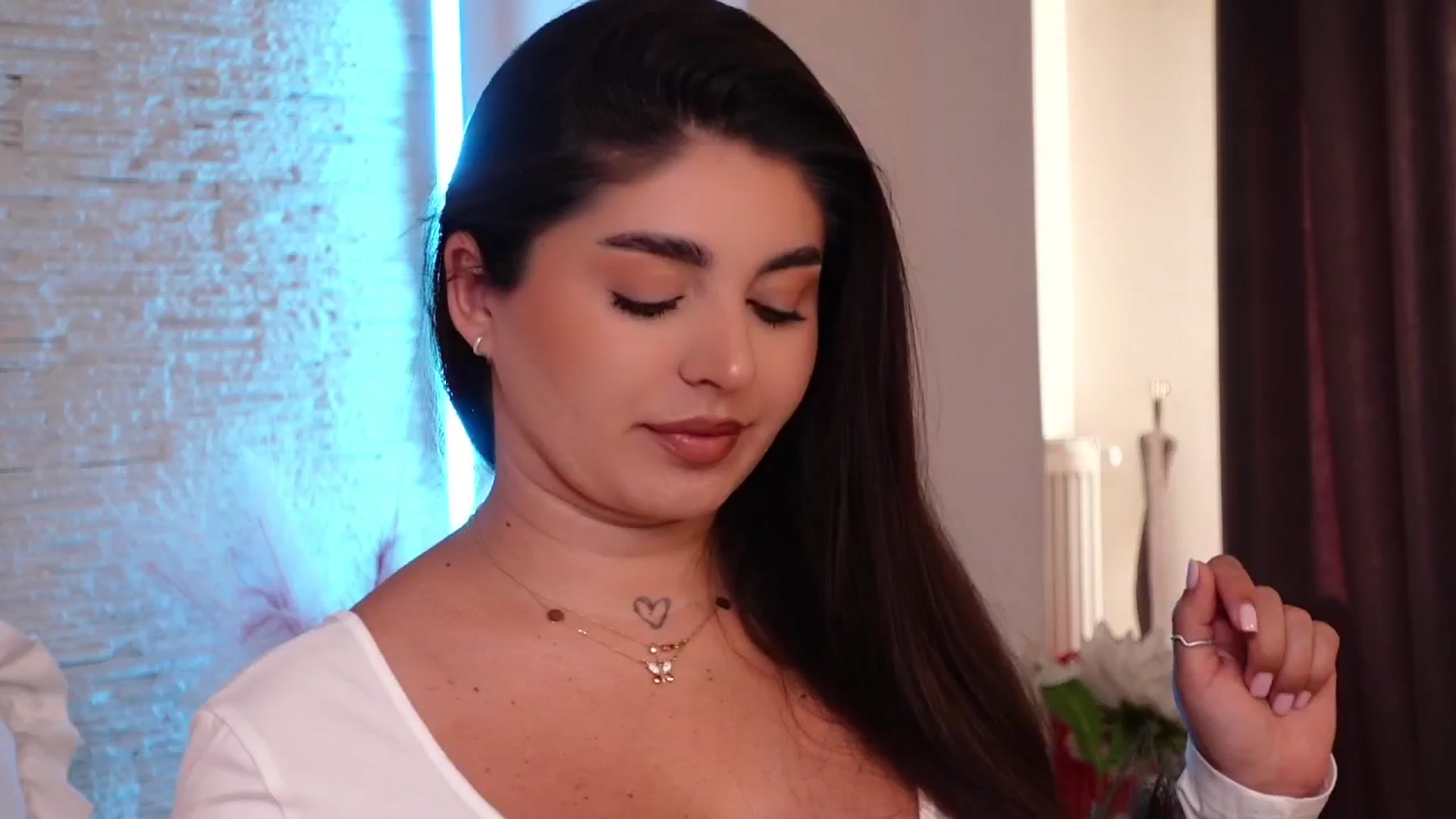 Gallery image thumbnail from RachelS's myfreecams stream on, 06/27/2025, 07:39 image 17 of 20