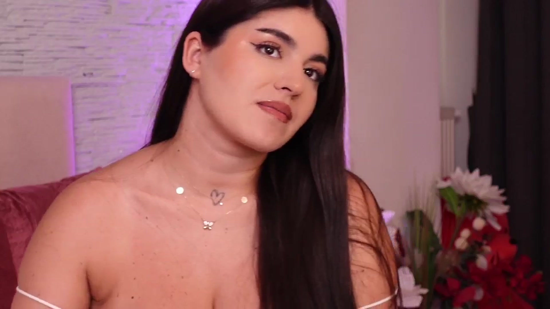 Gallery image thumbnail from RachelS's myfreecams stream on, 07/08/2025, 12:18 image 12 of 20