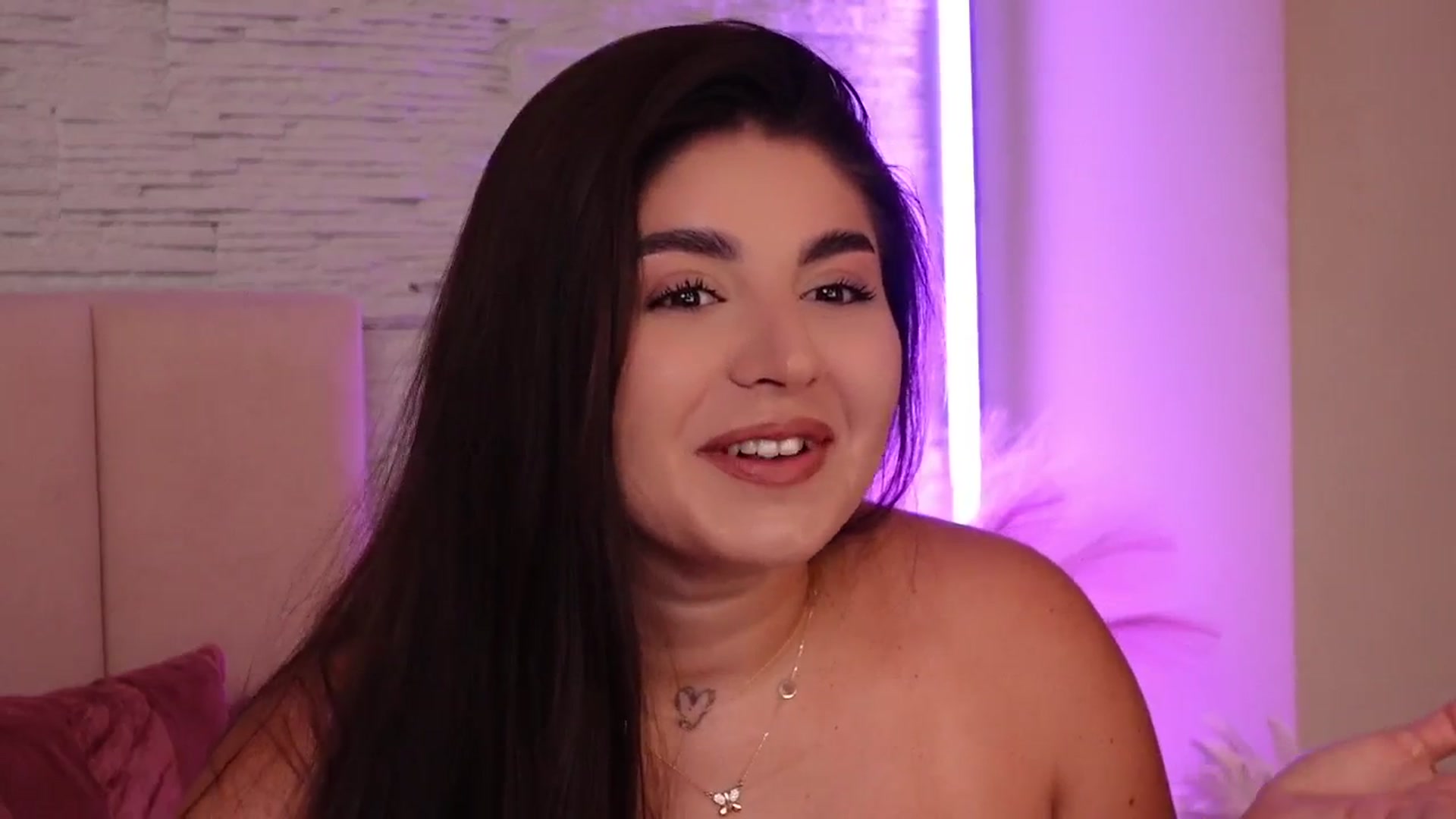 Gallery image thumbnail from RachelS's myfreecams stream on, 07/24/2025, 06:47 image 9 of 20