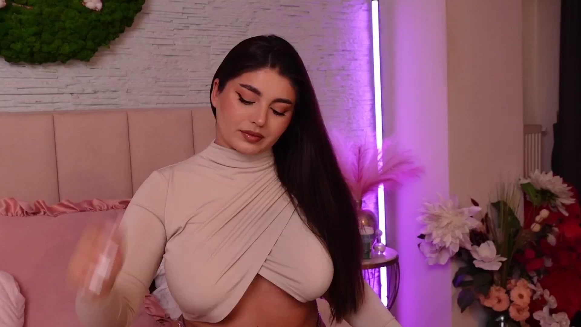 Gallery image thumbnail from RachelS's myfreecams stream on, 09/21/2025, 06:24 image 2 of 20