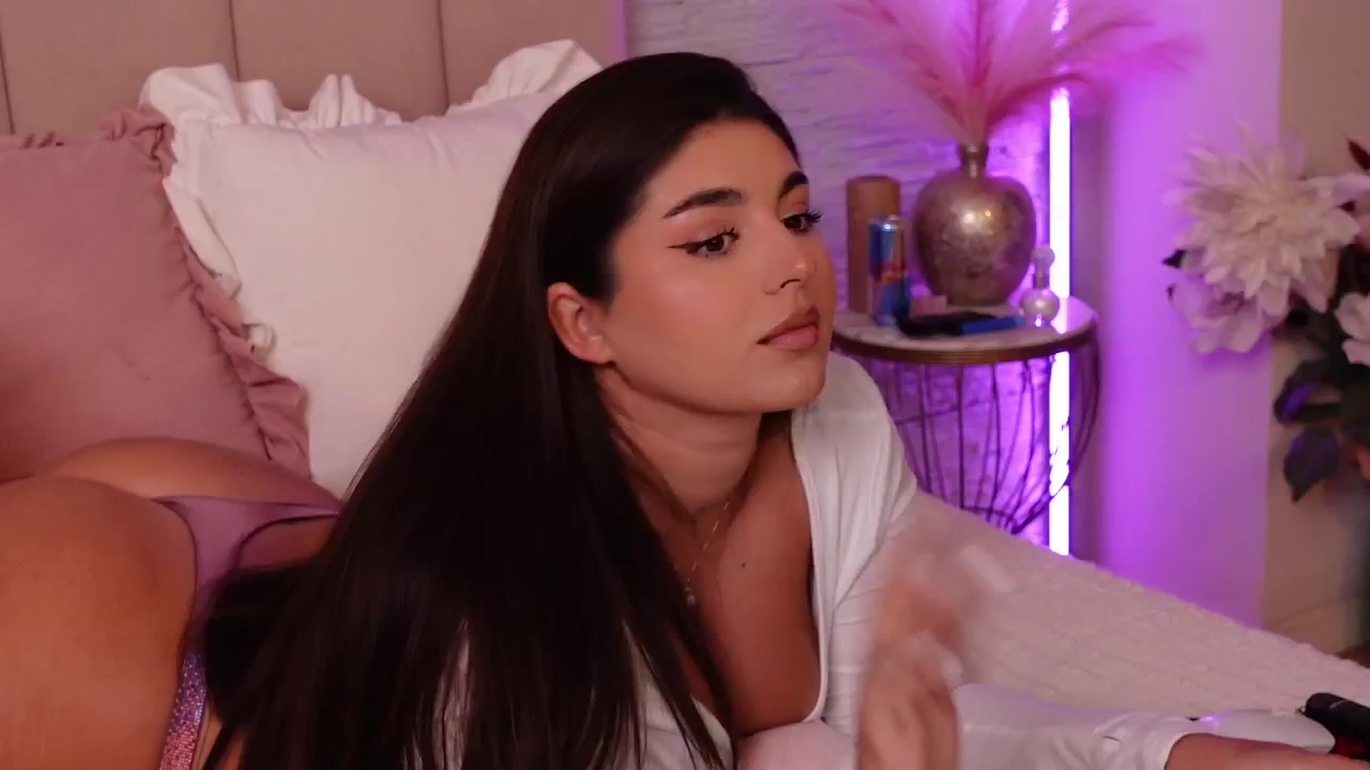 Gallery image thumbnail from RachelS's myfreecams stream on, 09/23/2025, 06:17 image 11 of 20