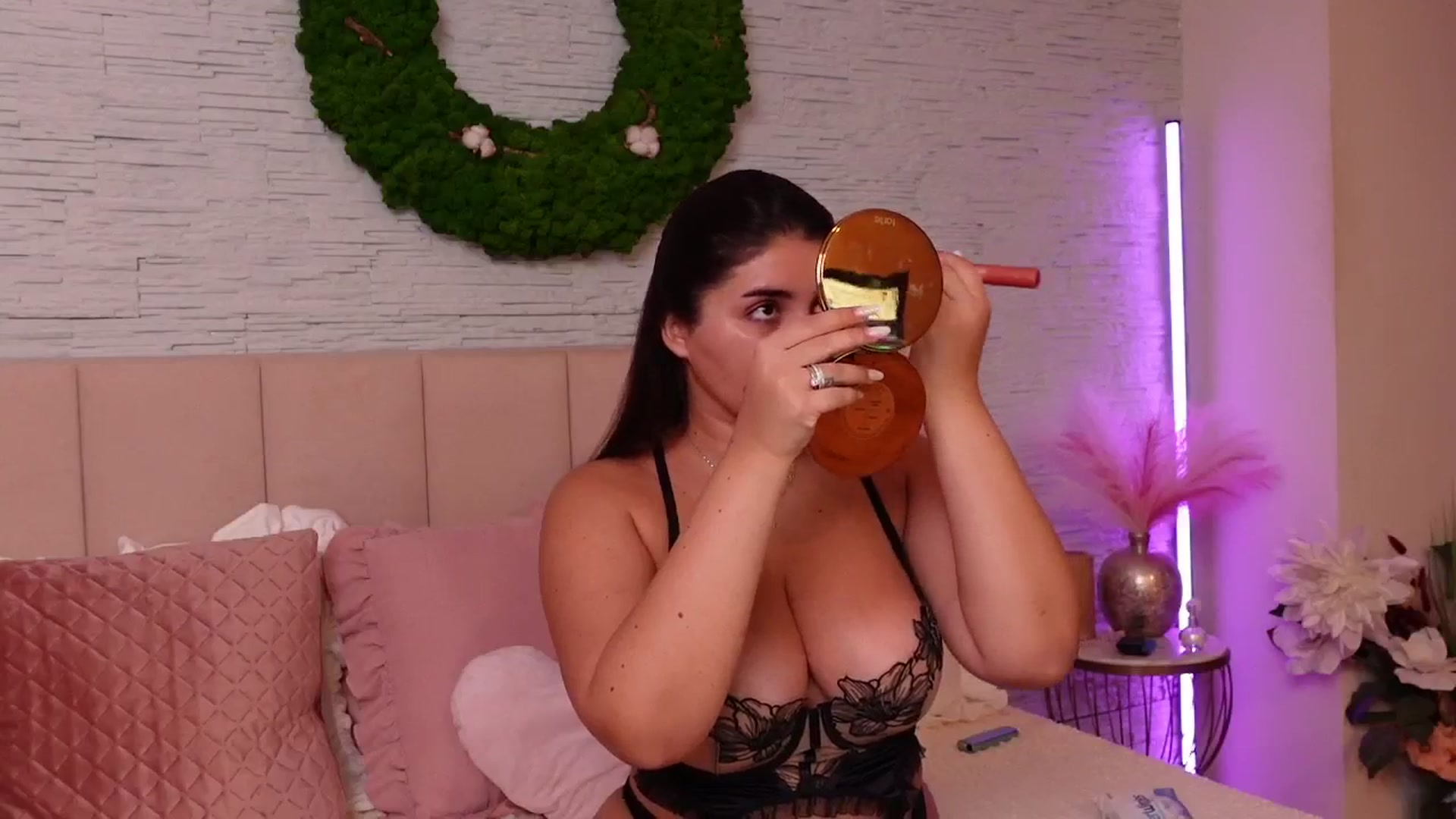Gallery image thumbnail from RachelS's myfreecams stream on, 09/24/2025, 06:24 image 4 of 20