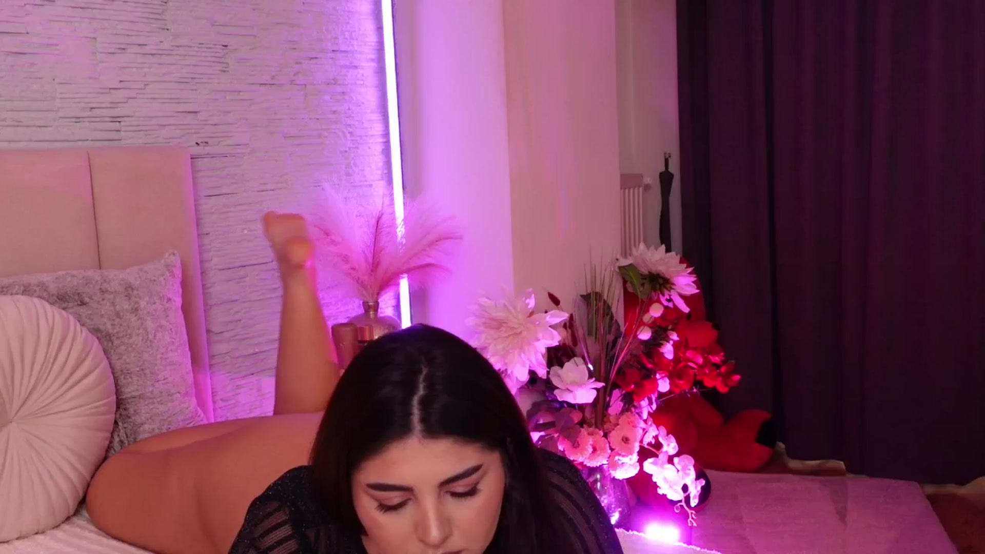 Gallery image thumbnail from RachelS's myfreecams stream on, 11/06/2025, 08:47 image 9 of 20
