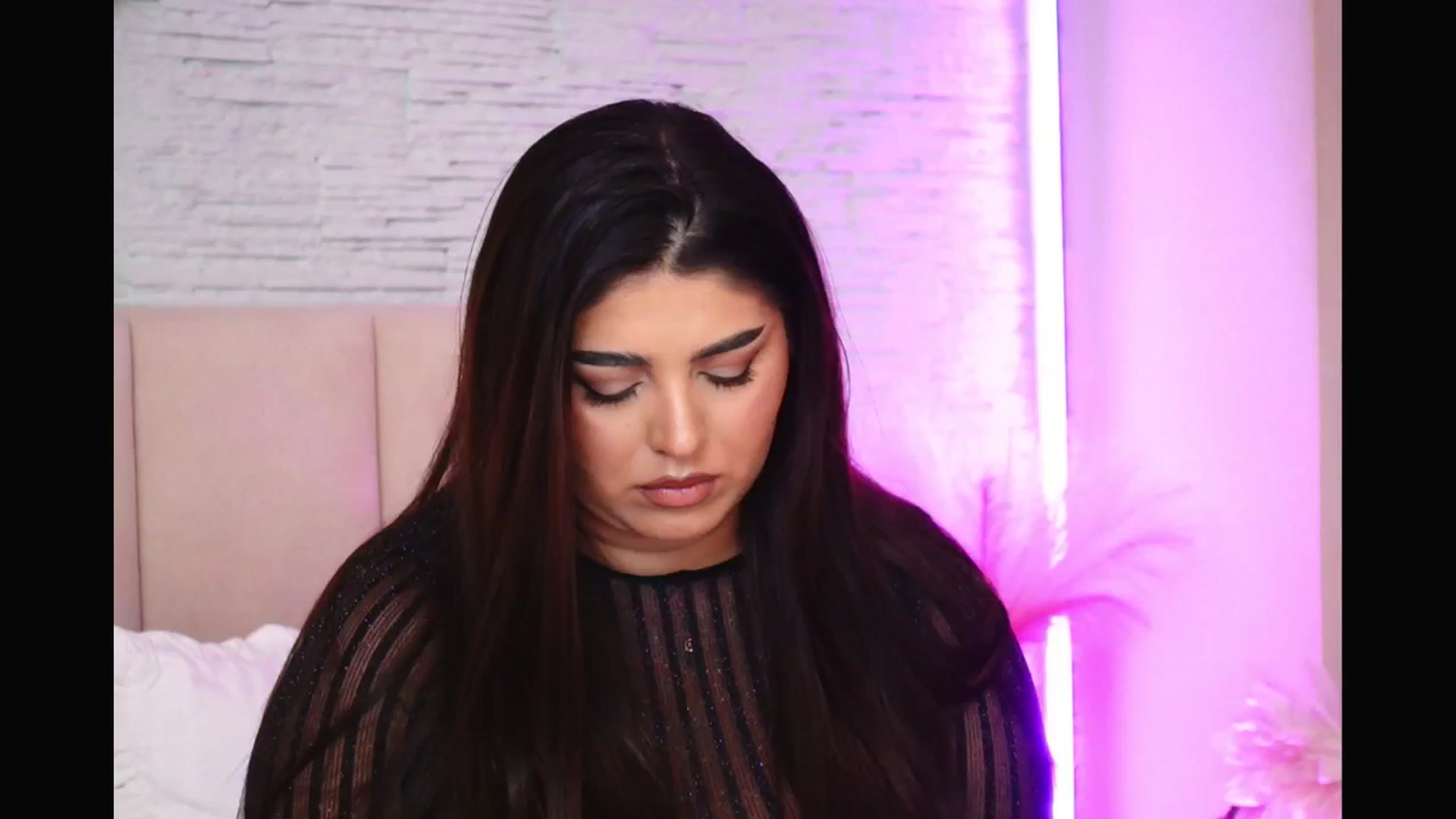 Gallery image thumbnail from RachelS's myfreecams stream on, 01/26/2026, 07:11 image 16 of 20