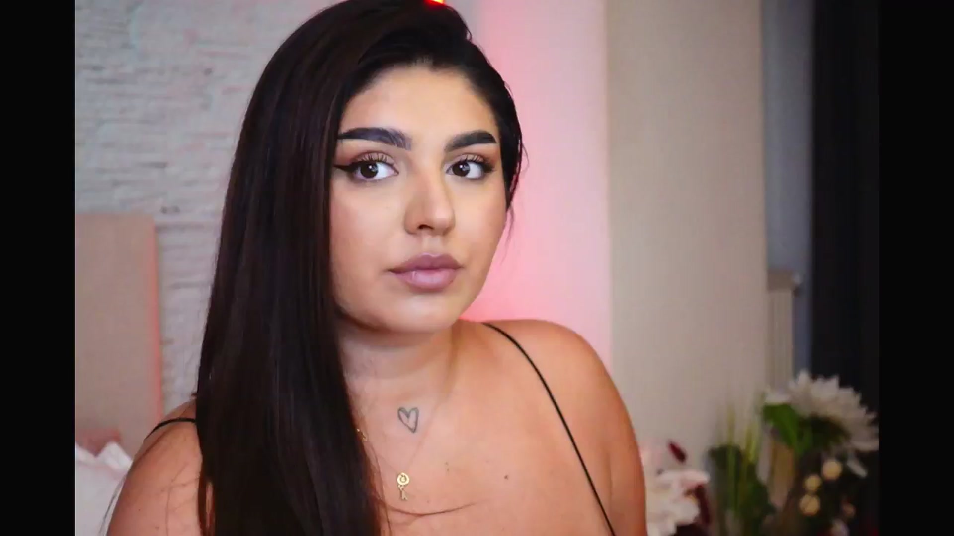 Gallery image thumbnail from RachelS's myfreecams stream on, 01/26/2026, 12:12 image 6 of 20