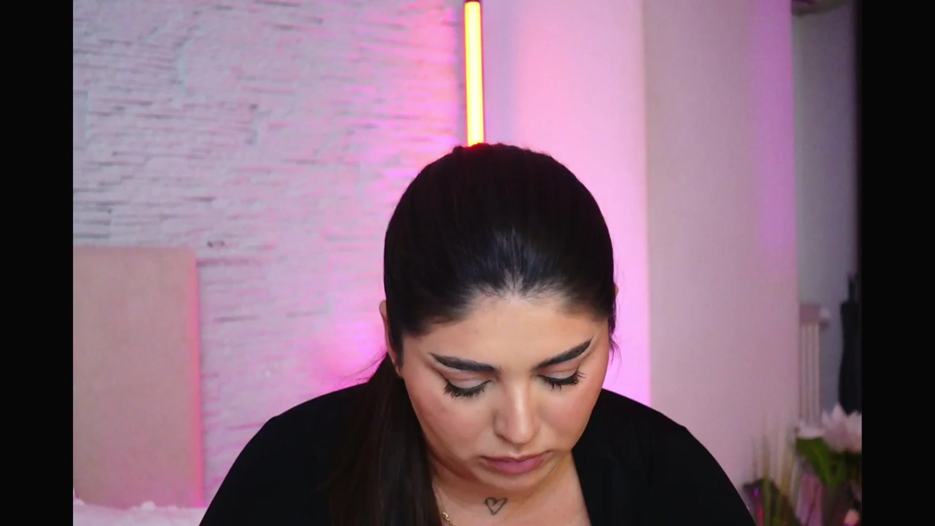 Gallery image thumbnail from RachelS's myfreecams stream on, 01/28/2026, 12:24 image 13 of 20