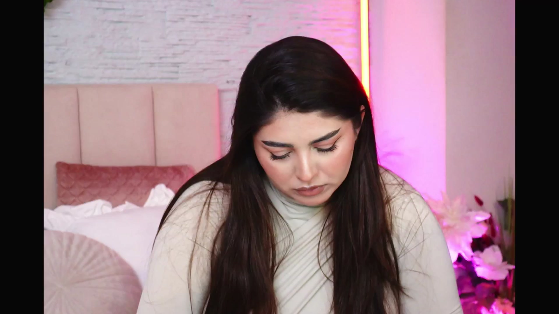Gallery image thumbnail from RachelS's myfreecams stream on, 02/02/2026, 09:12 image 17 of 20
