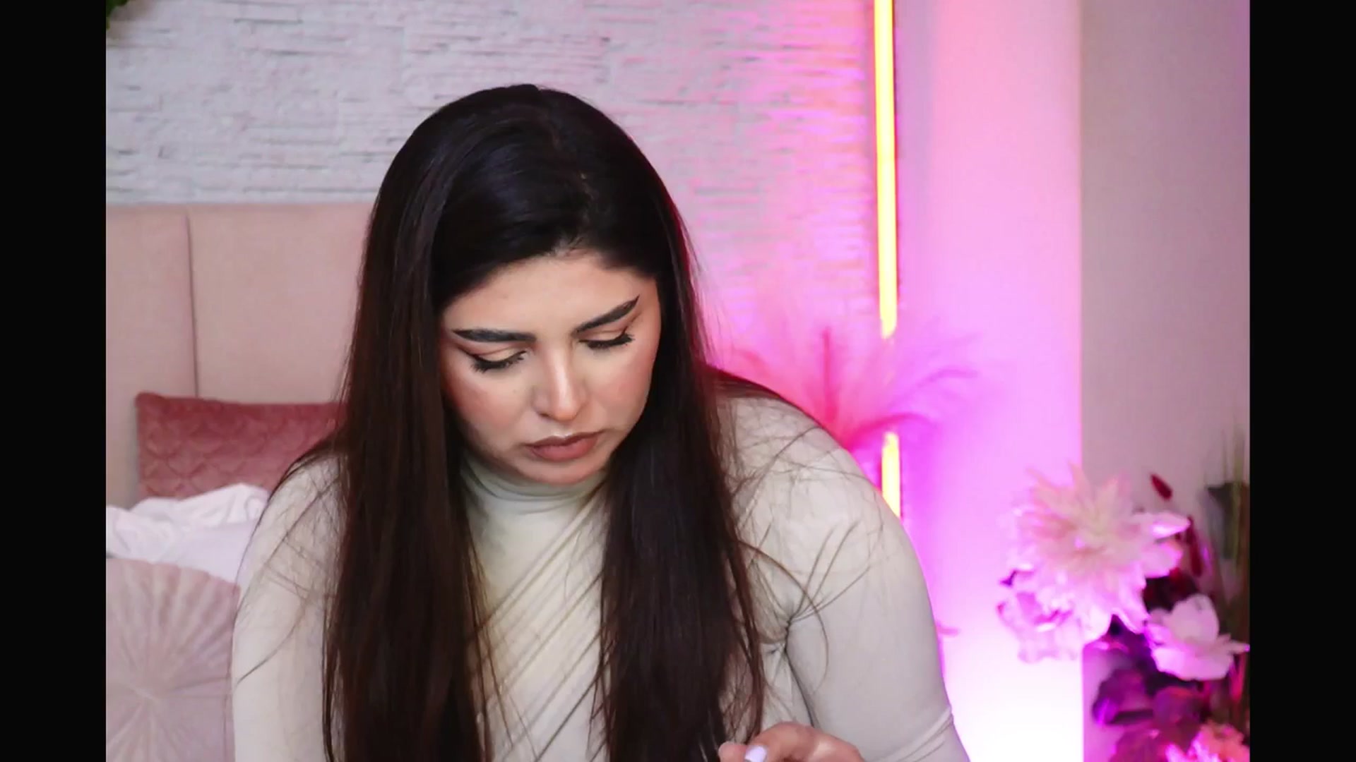 Gallery image thumbnail from RachelS's myfreecams stream on, 02/02/2026, 09:12 image 6 of 20