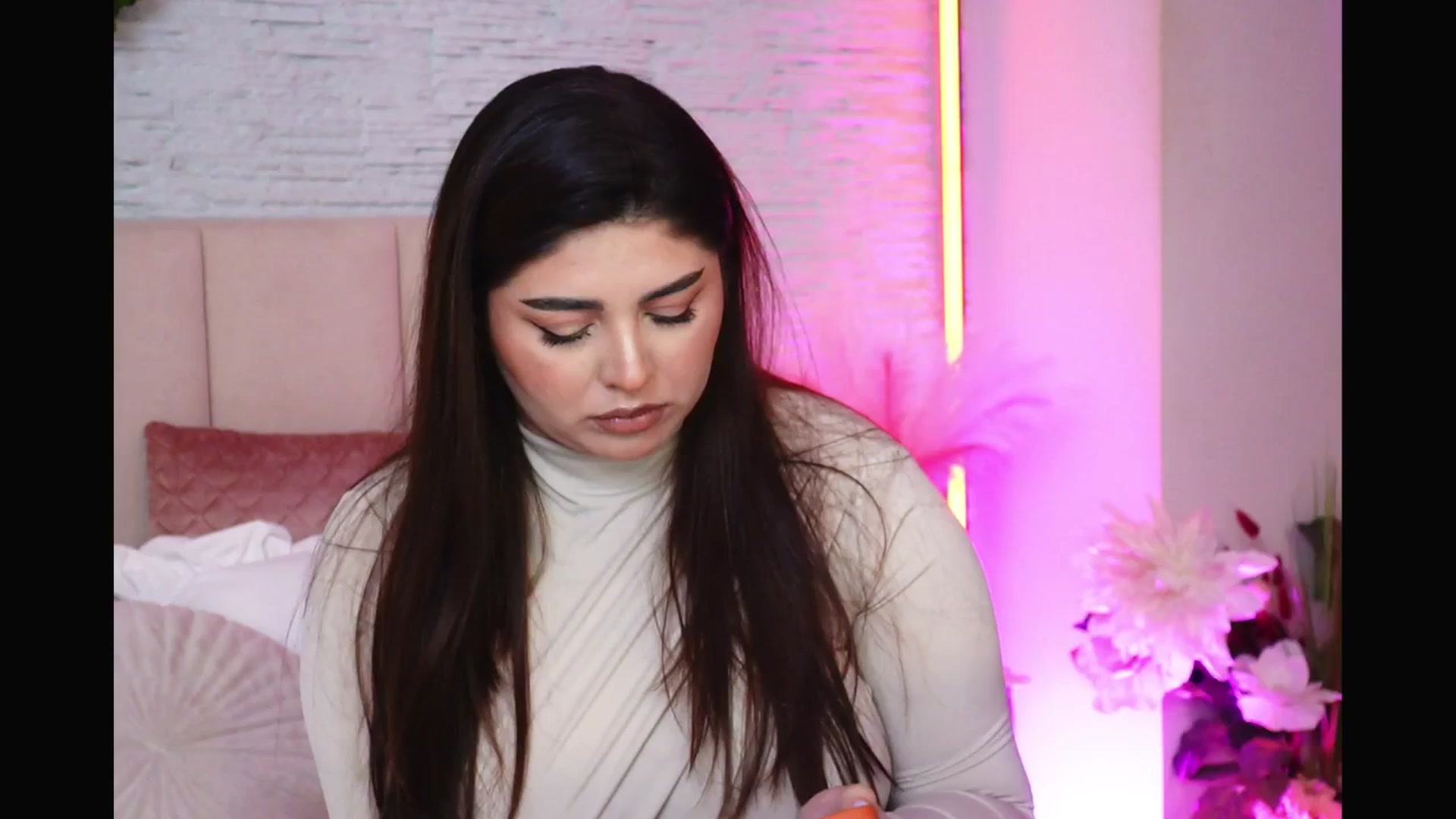 Gallery image thumbnail from RachelS's myfreecams stream on, 02/02/2026, 09:12 image 3 of 20