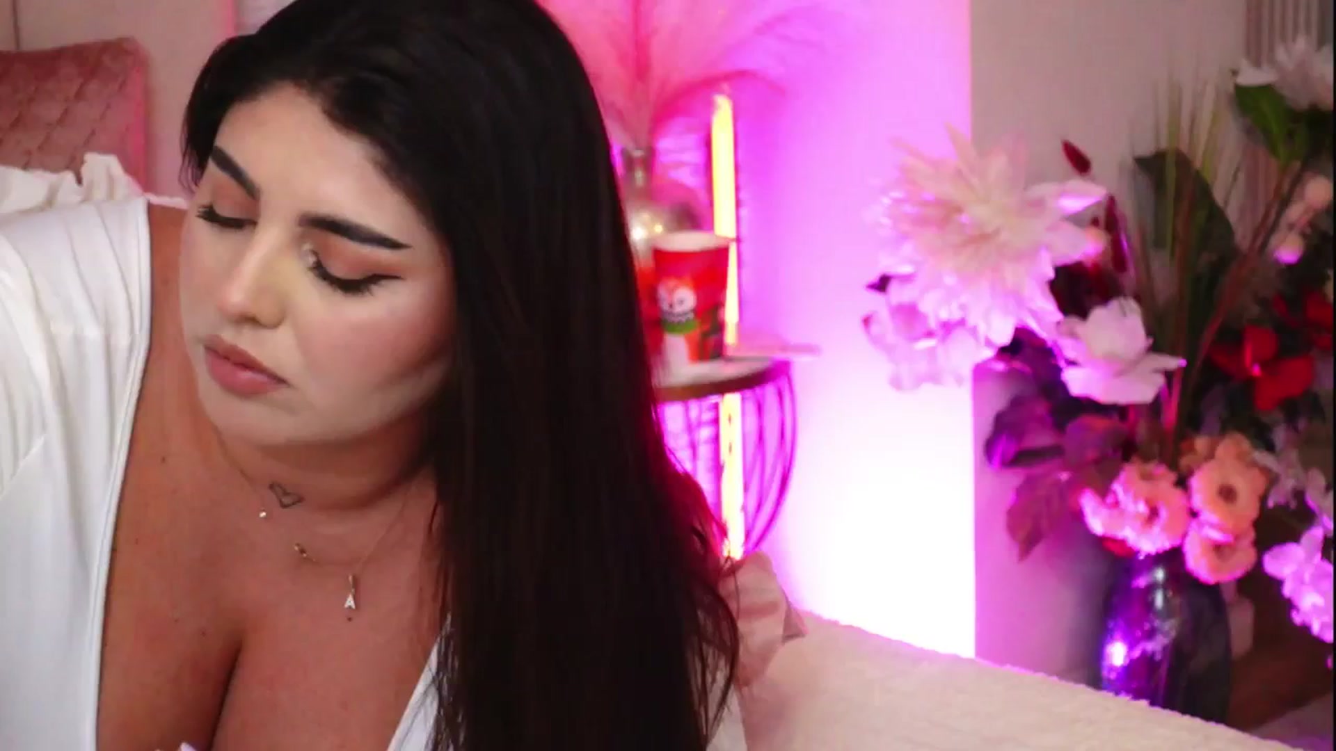 Gallery image thumbnail from RachelS's myfreecams stream on, 02/03/2026, 11:03 image 17 of 20