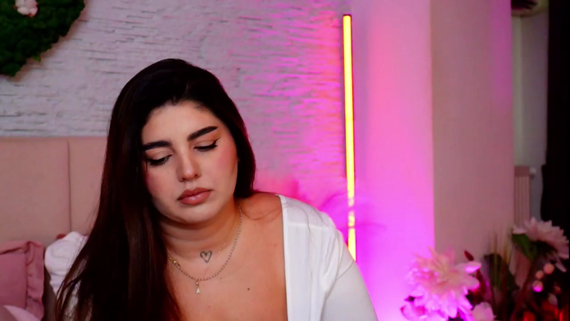 Gallery image thumbnail from RachelS's myfreecams stream on, 02/10/2026, 08:16 image 3 of 20