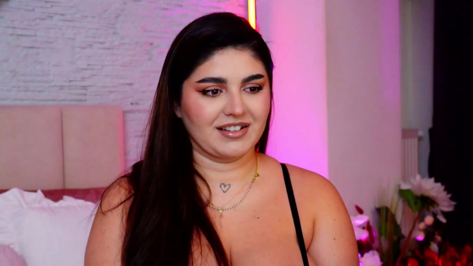 Gallery image thumbnail from RachelS's myfreecams stream on, 02/11/2026, 06:49 image 13 of 20