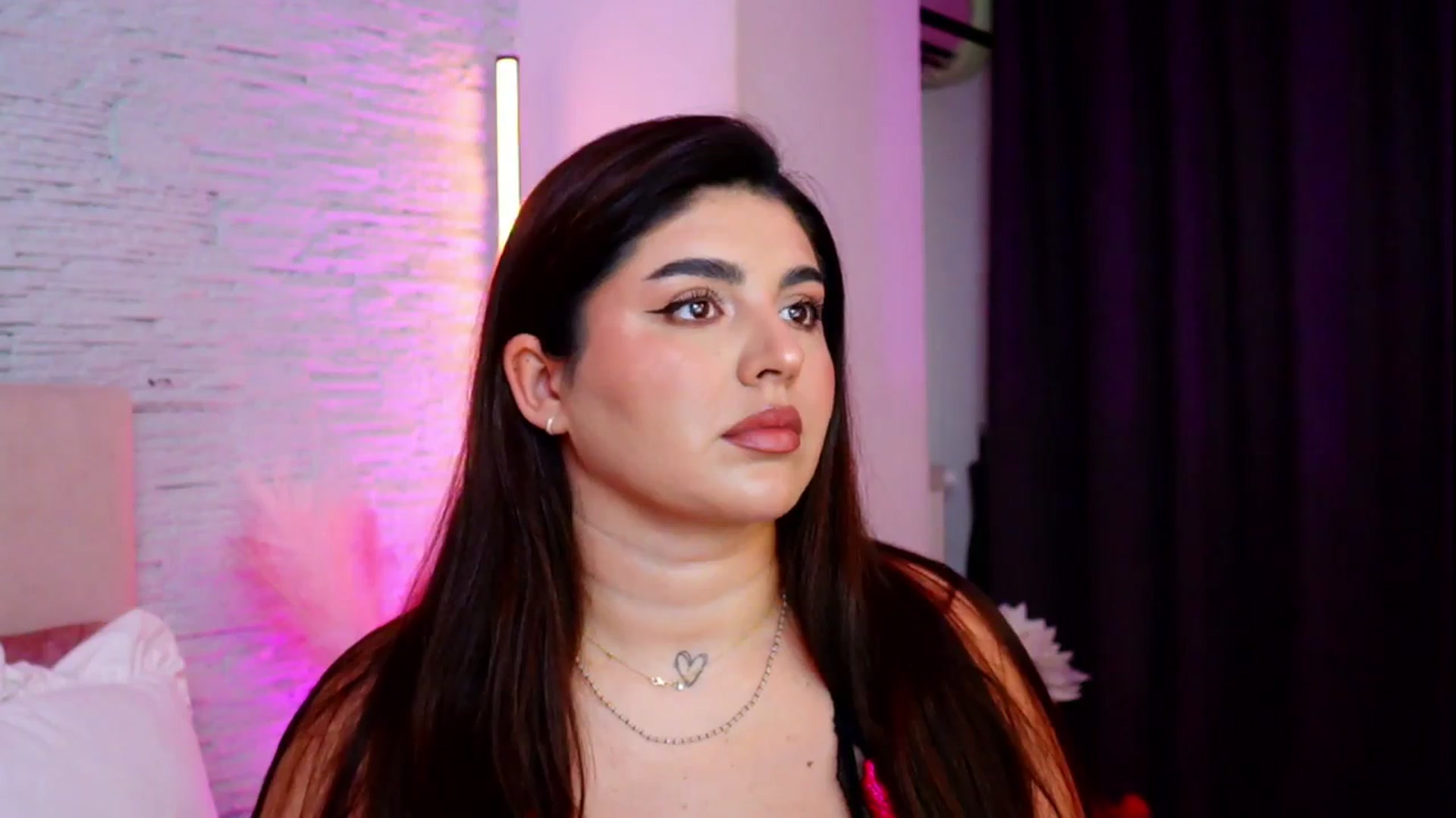 Gallery image thumbnail from RachelS's myfreecams stream on, 02/13/2026, 08:43 image 3 of 20