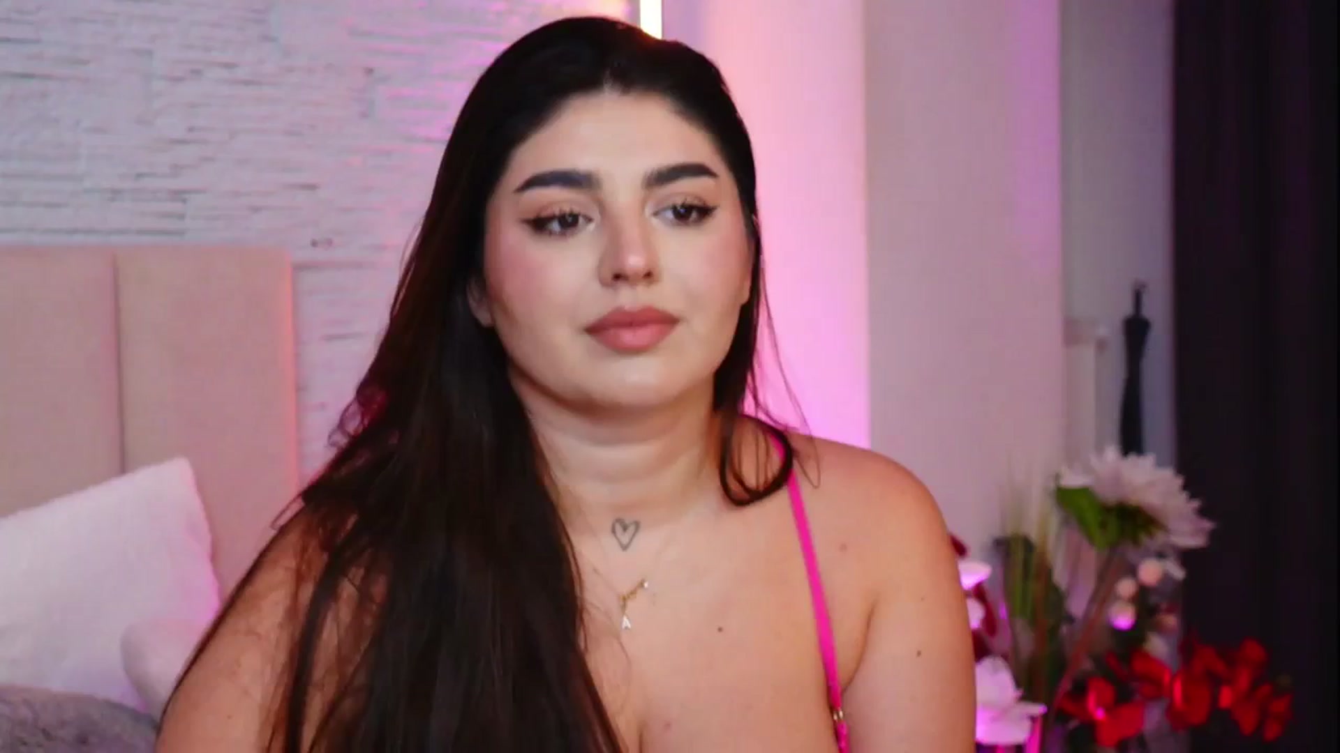 Gallery image thumbnail from RachelS's myfreecams stream on, 02/17/2026, 08:47 image 12 of 20