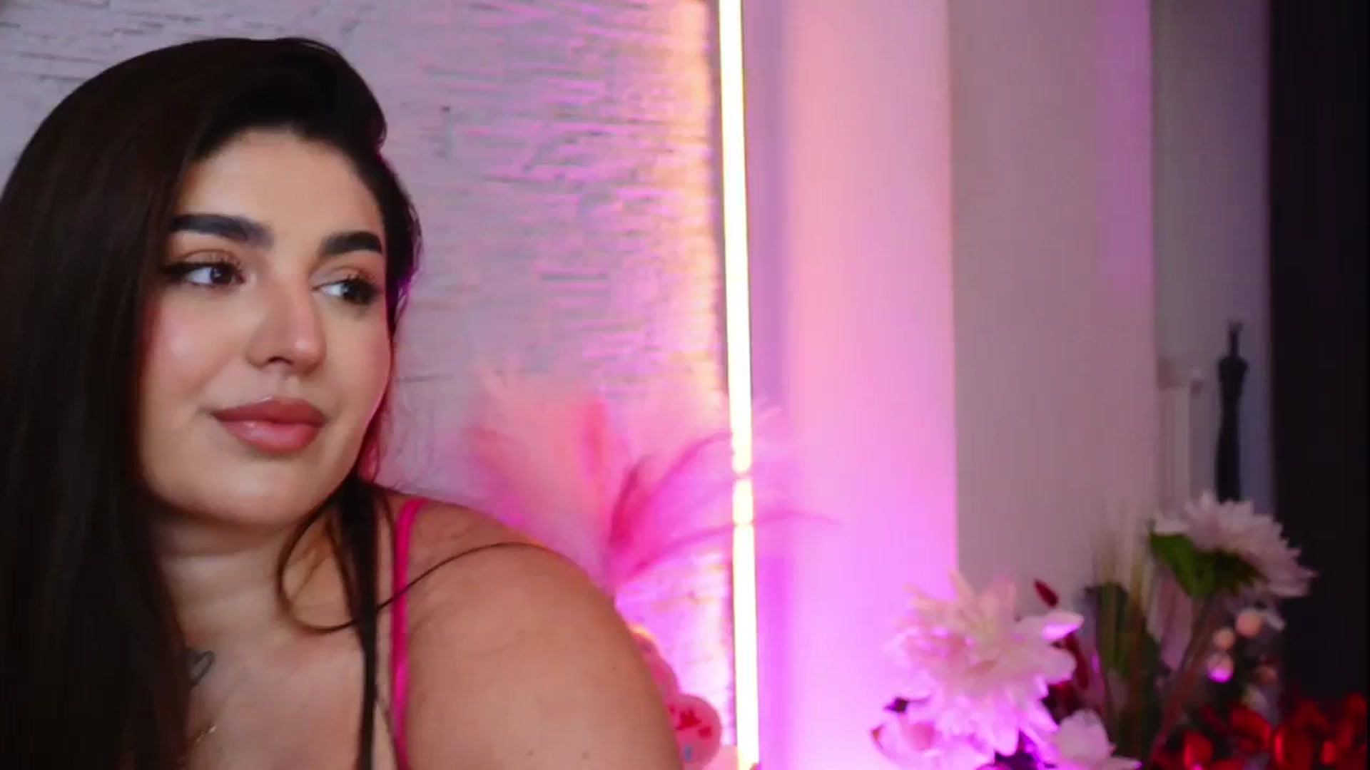 Gallery image thumbnail from RachelS's myfreecams stream on, 02/17/2026, 08:47 image 7 of 20
