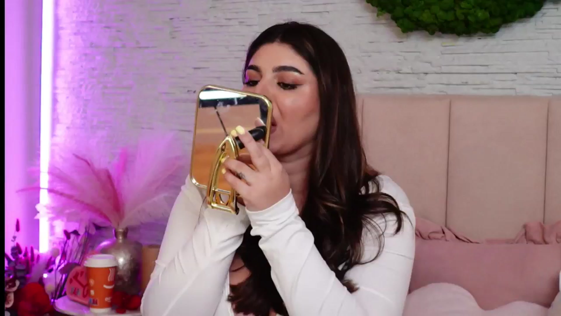 Gallery image thumbnail from RachelS's myfreecams stream on, 04/21/2026, 09:58 image 9 of 20