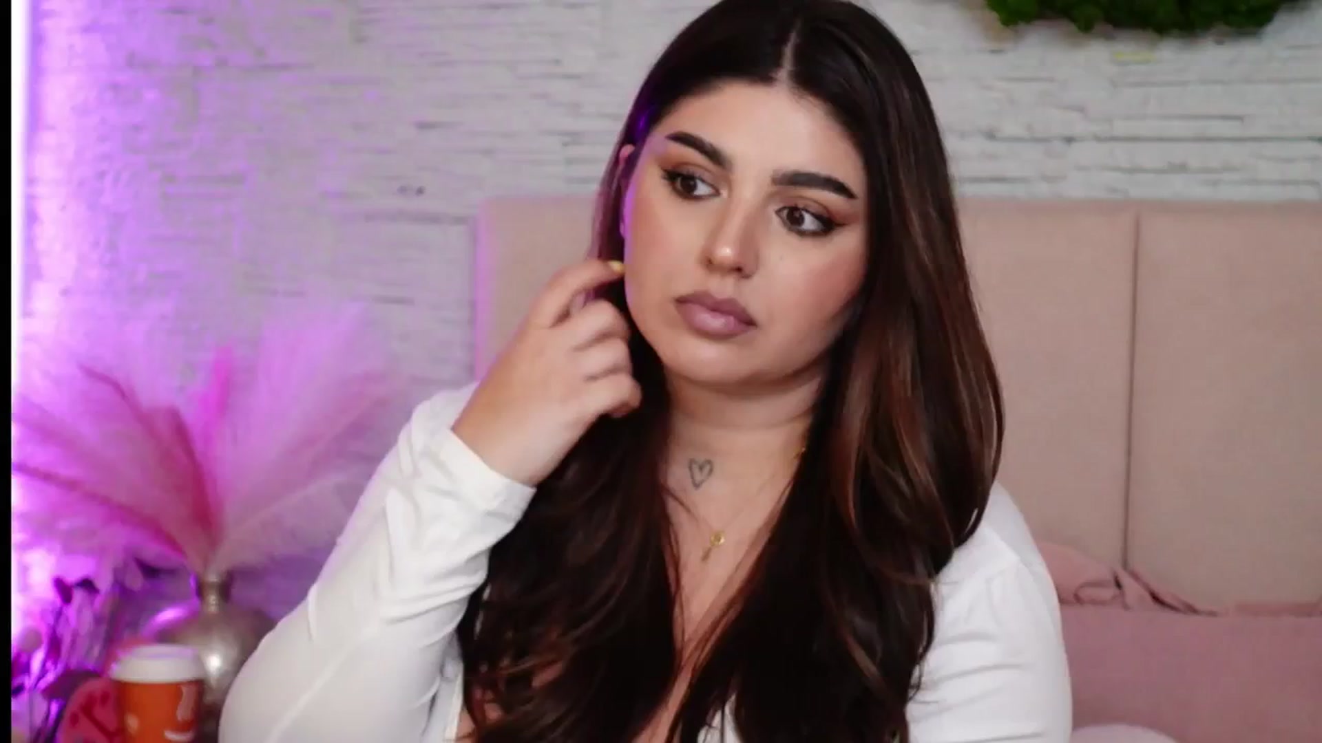 Gallery image thumbnail from RachelS's myfreecams stream on, 04/21/2026, 09:58 image 13 of 20