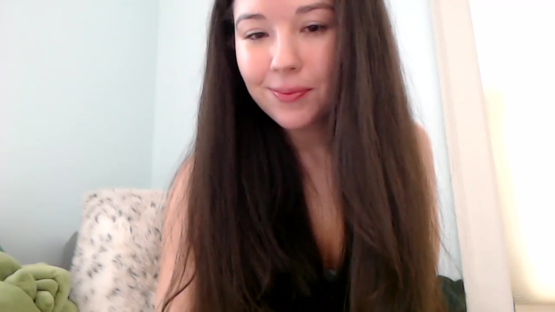 Gallery image thumbnail from RachelWren's myfreecams stream on, 10/04/2023, 19:20 image 17 of 20
