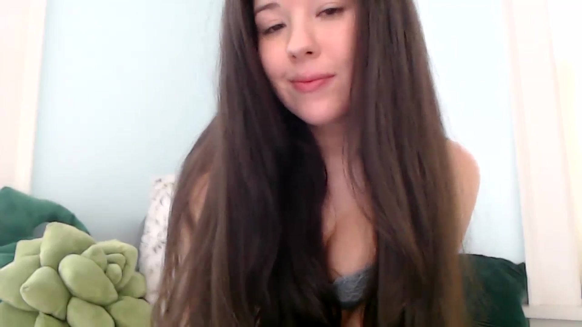 Gallery image thumbnail from RachelWren's myfreecams stream on, 10/04/2023, 19:20 image 16 of 20