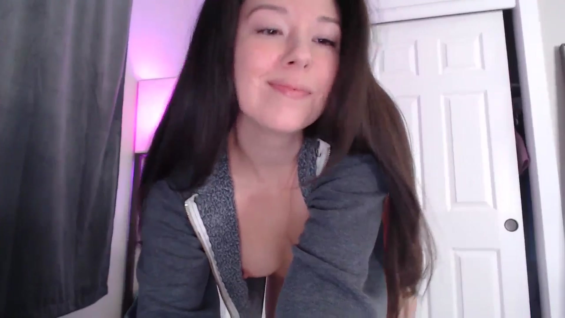 Gallery image thumbnail from RachelWren's myfreecams stream on, 10/26/2025, 17:13 image 14 of 20