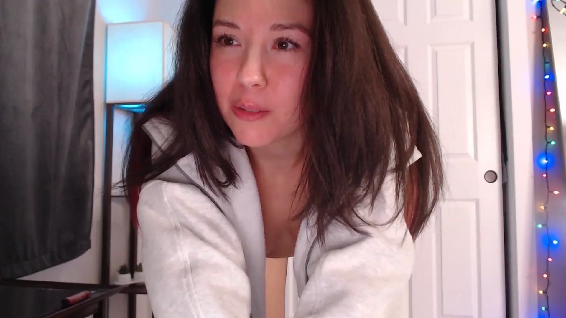 Gallery image thumbnail from RachelWren's myfreecams stream on, 12/08/2025, 19:33 image 16 of 20