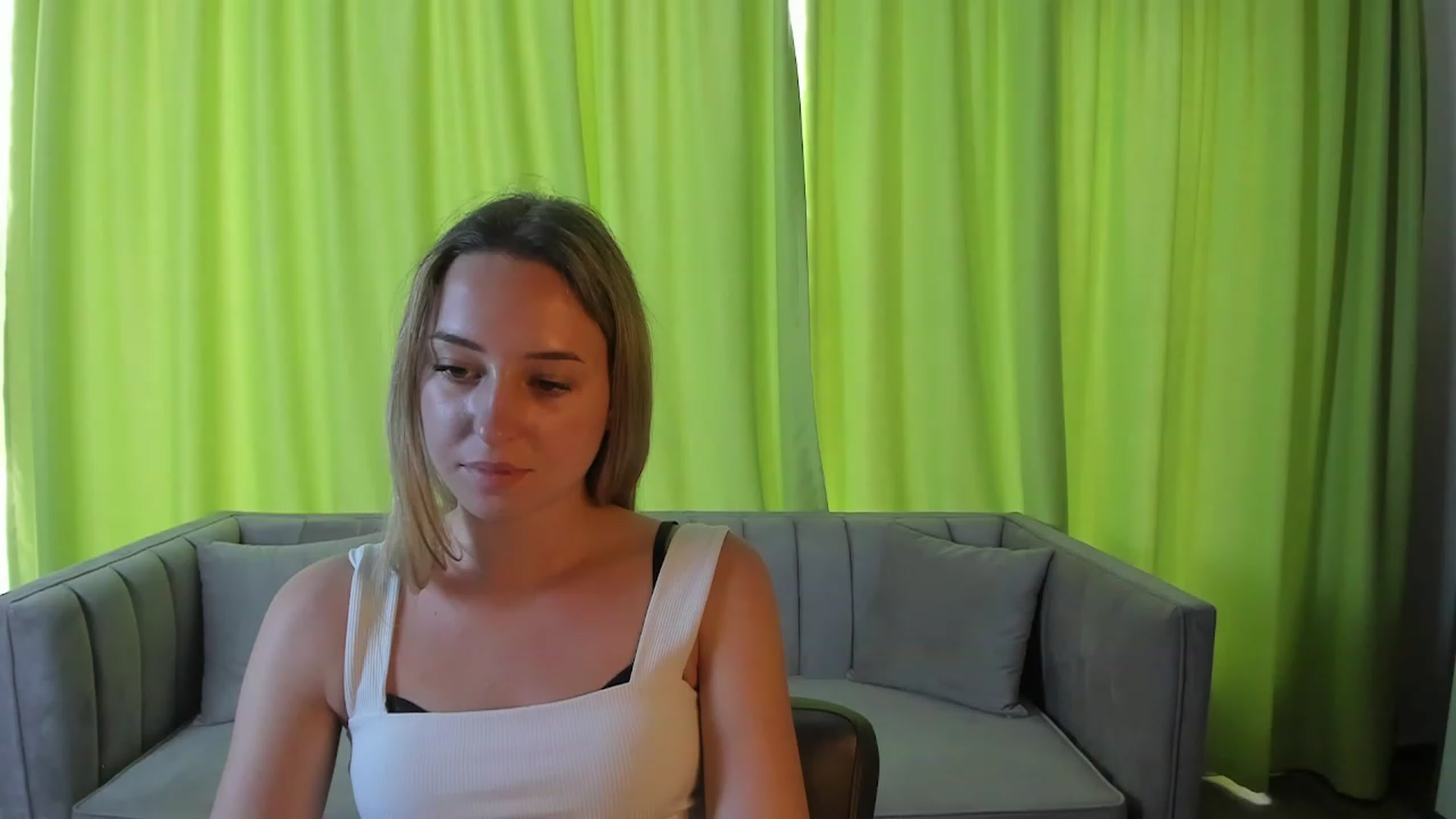 Gallery image thumbnail from Rachel_Bell's myfreecams stream on, 08/16/2023, 11:09 image 11 of 20
