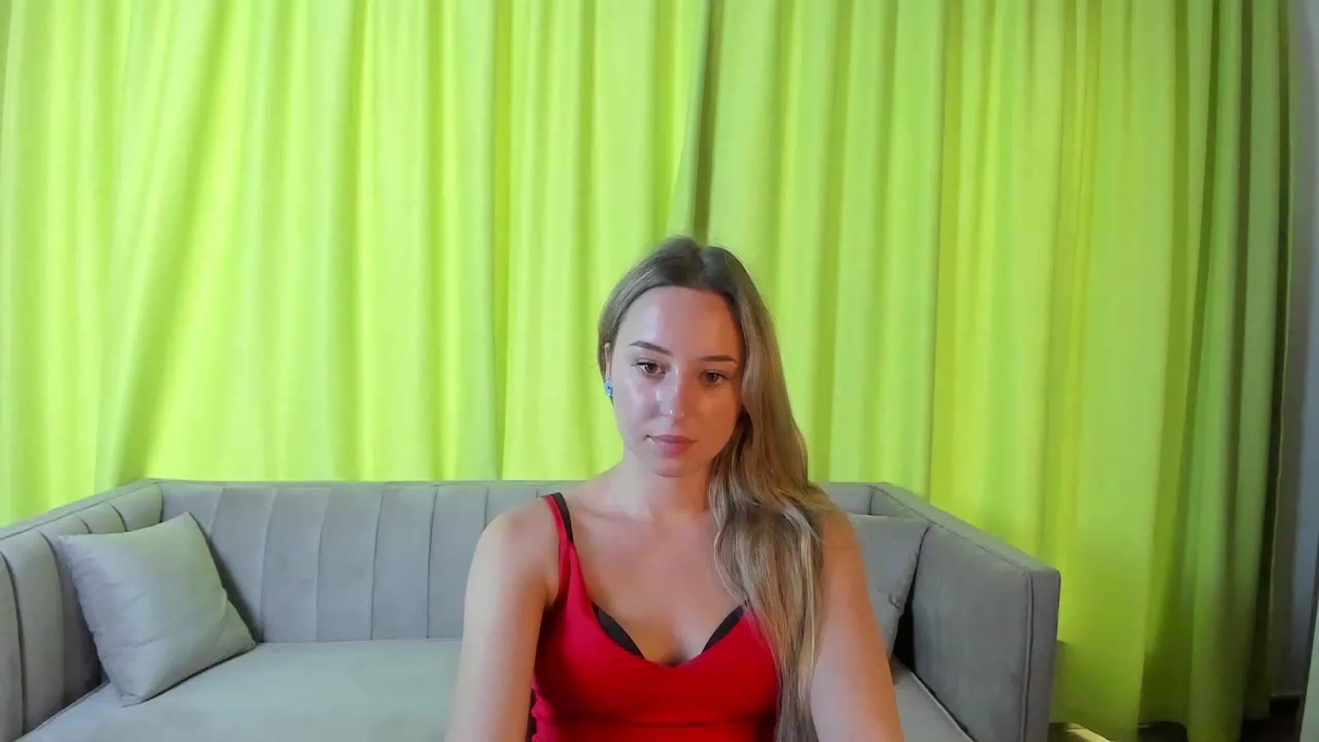 Gallery image thumbnail from Rachel_Bell's myfreecams stream on, 08/18/2023, 14:39 image 12 of 20