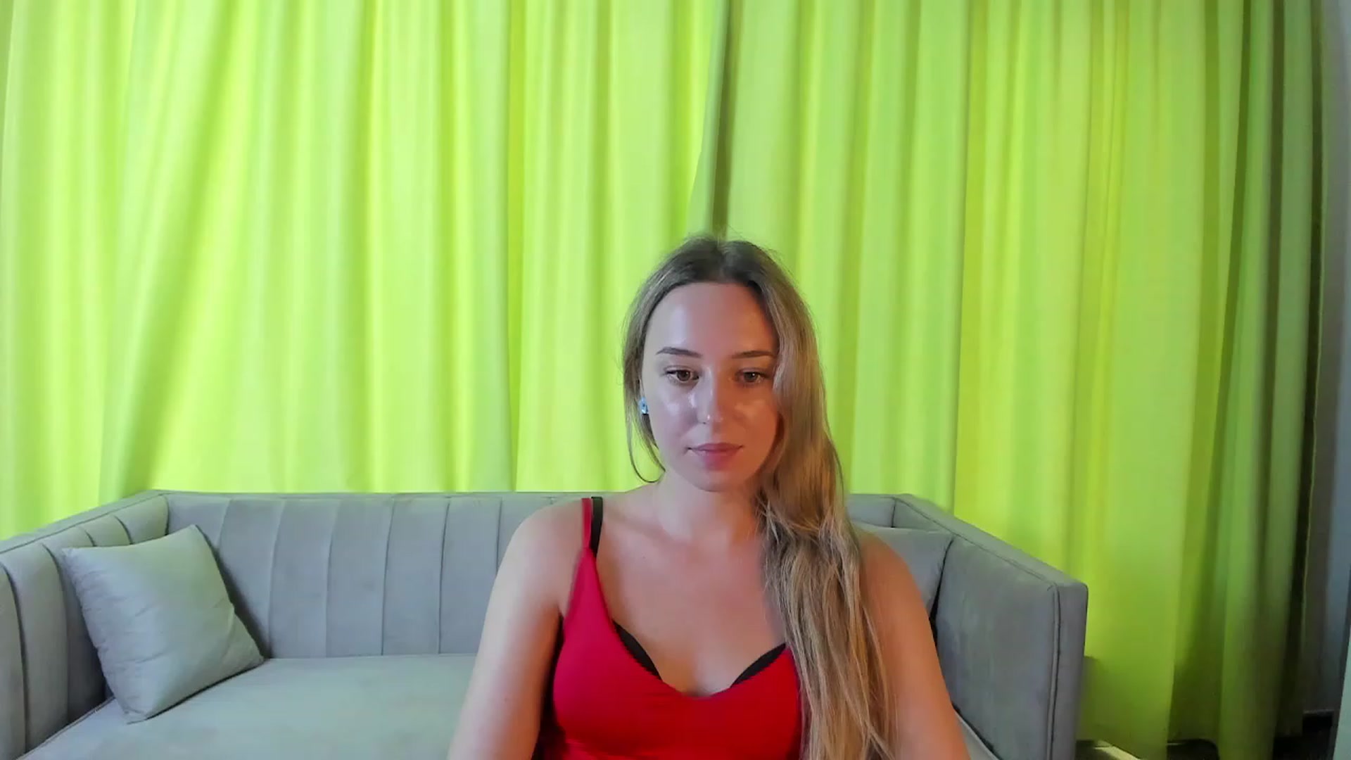 Gallery image thumbnail from Rachel_Bell's myfreecams stream on, 08/18/2023, 14:39 image 3 of 20