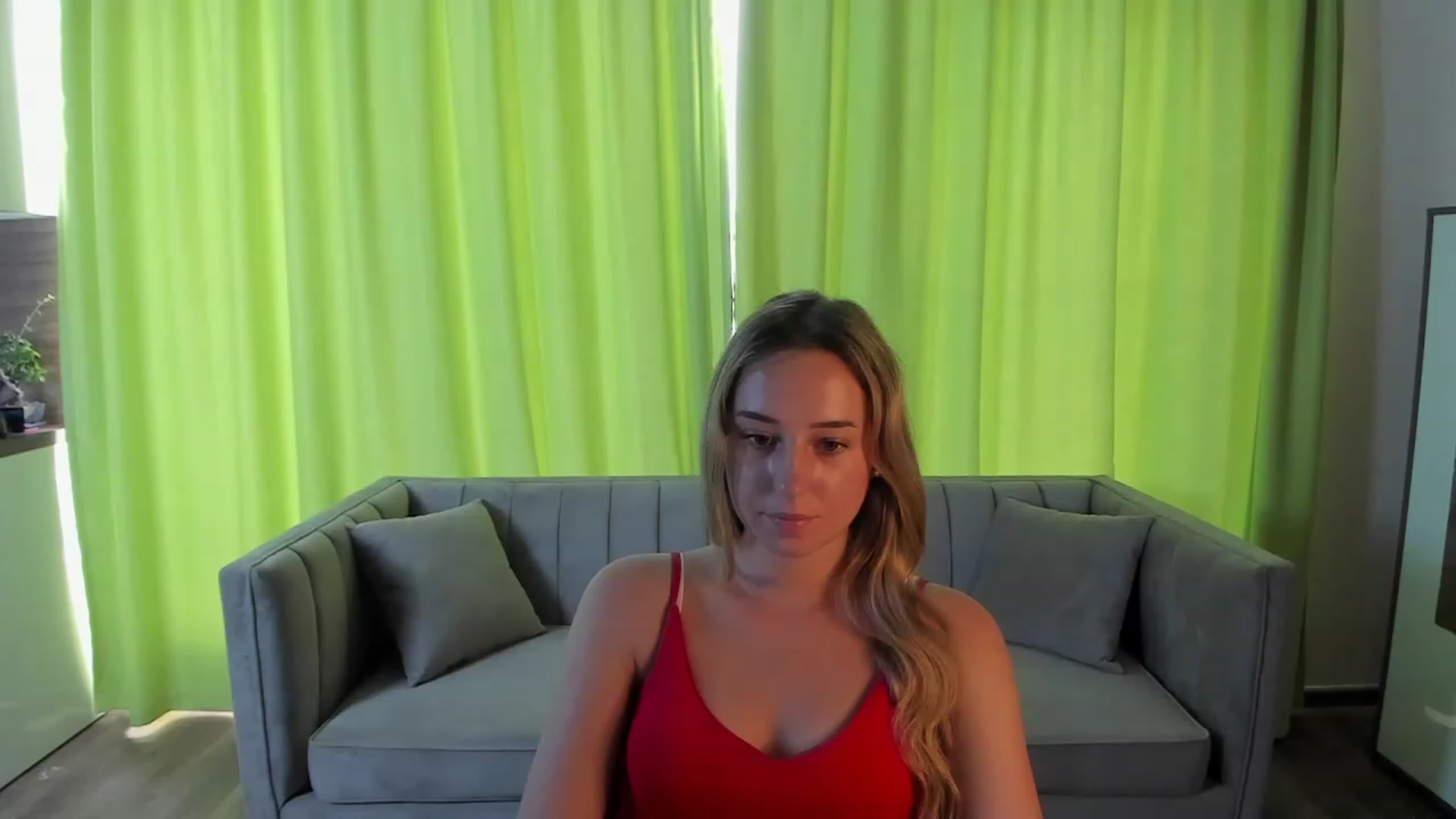 Gallery image thumbnail from Rachel_Bell's myfreecams stream on, 08/29/2023, 11:01 image 17 of 20
