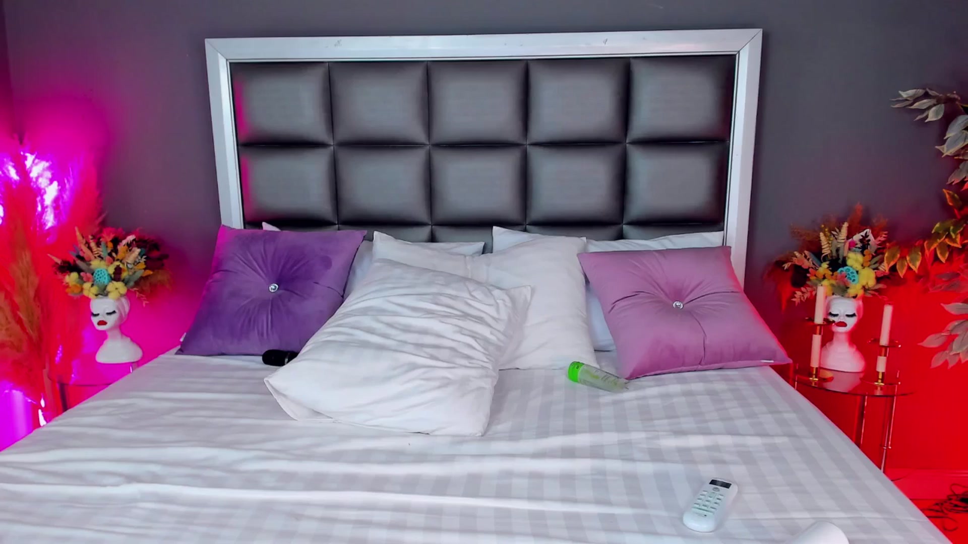 Gallery image thumbnail from Rachel_Quinn's myfreecams stream on, 07/21/2025, 10:55 image 7 of 20