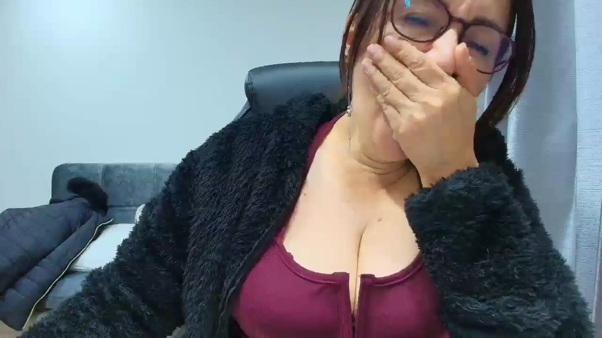 Gallery image thumbnail from Rachel_Richie's myfreecams stream on, 09/24/2025, 01:01 image 8 of 20