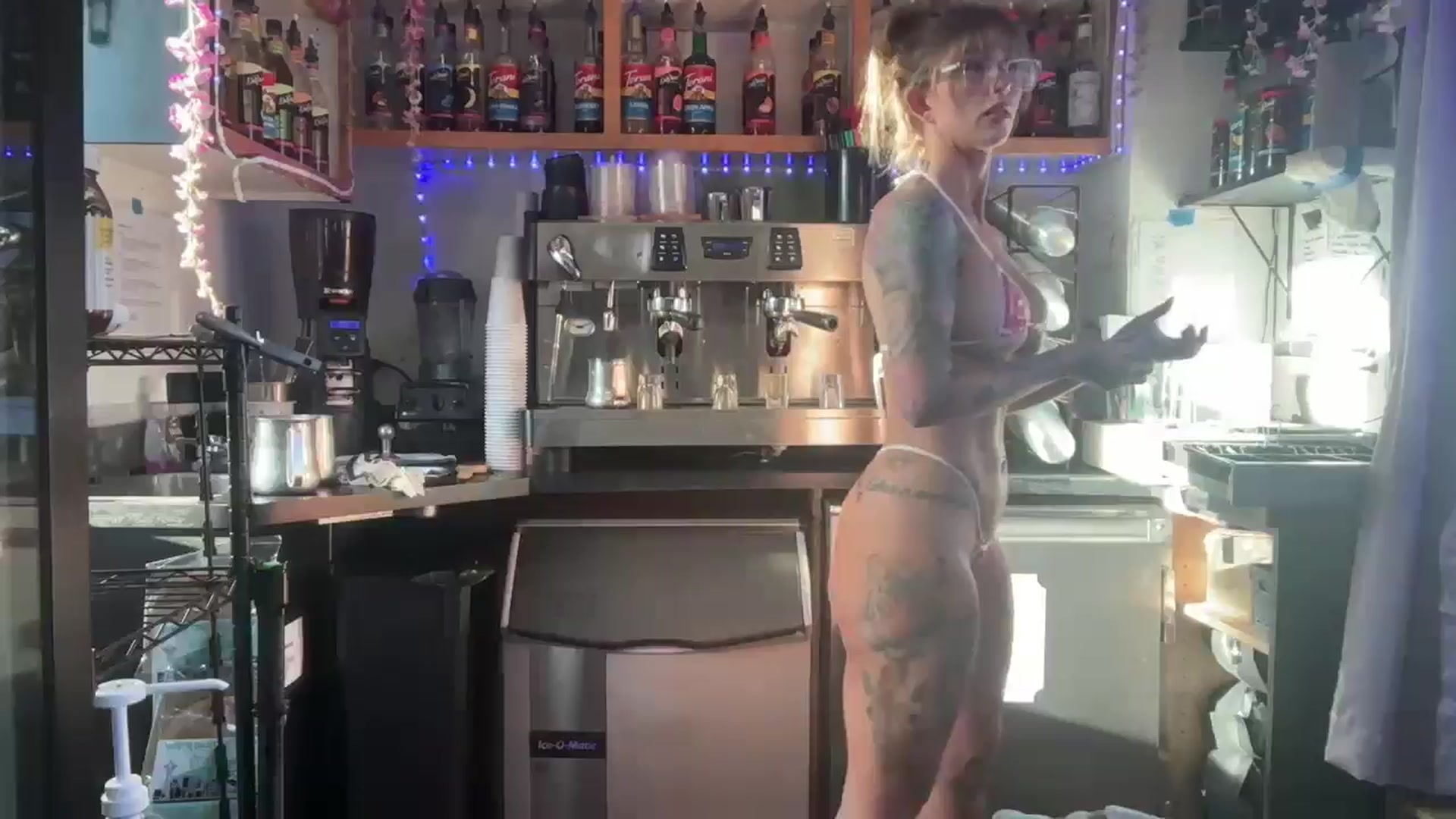 Gallery image thumbnail from Rachel_bikini's myfreecams stream on, 05/31/2024, 14:22 image 1 of 20