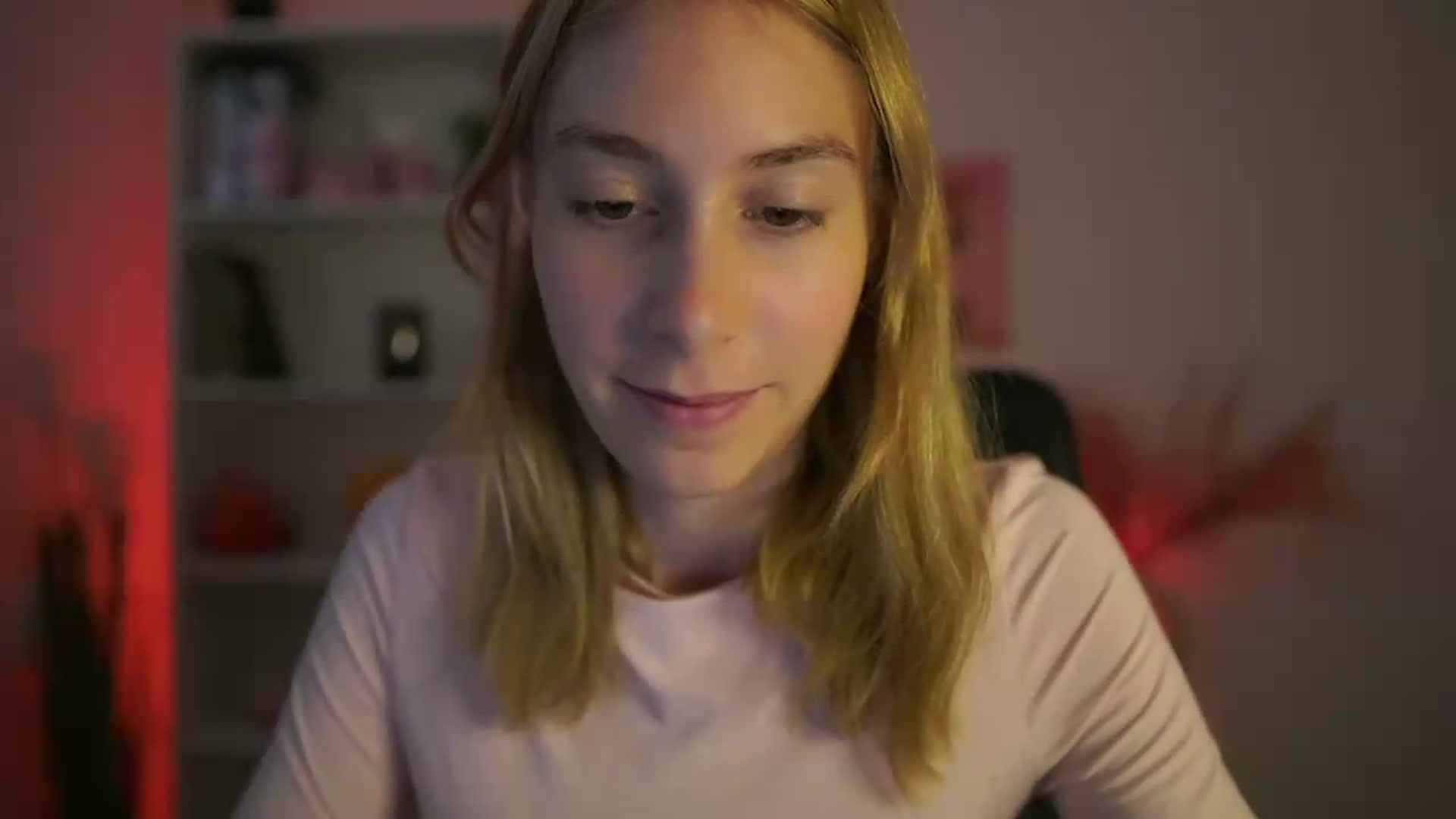 Gallery image thumbnail from Rachelmorrene's myfreecams stream on, 07/19/2026, 10:30 image 7 of 20