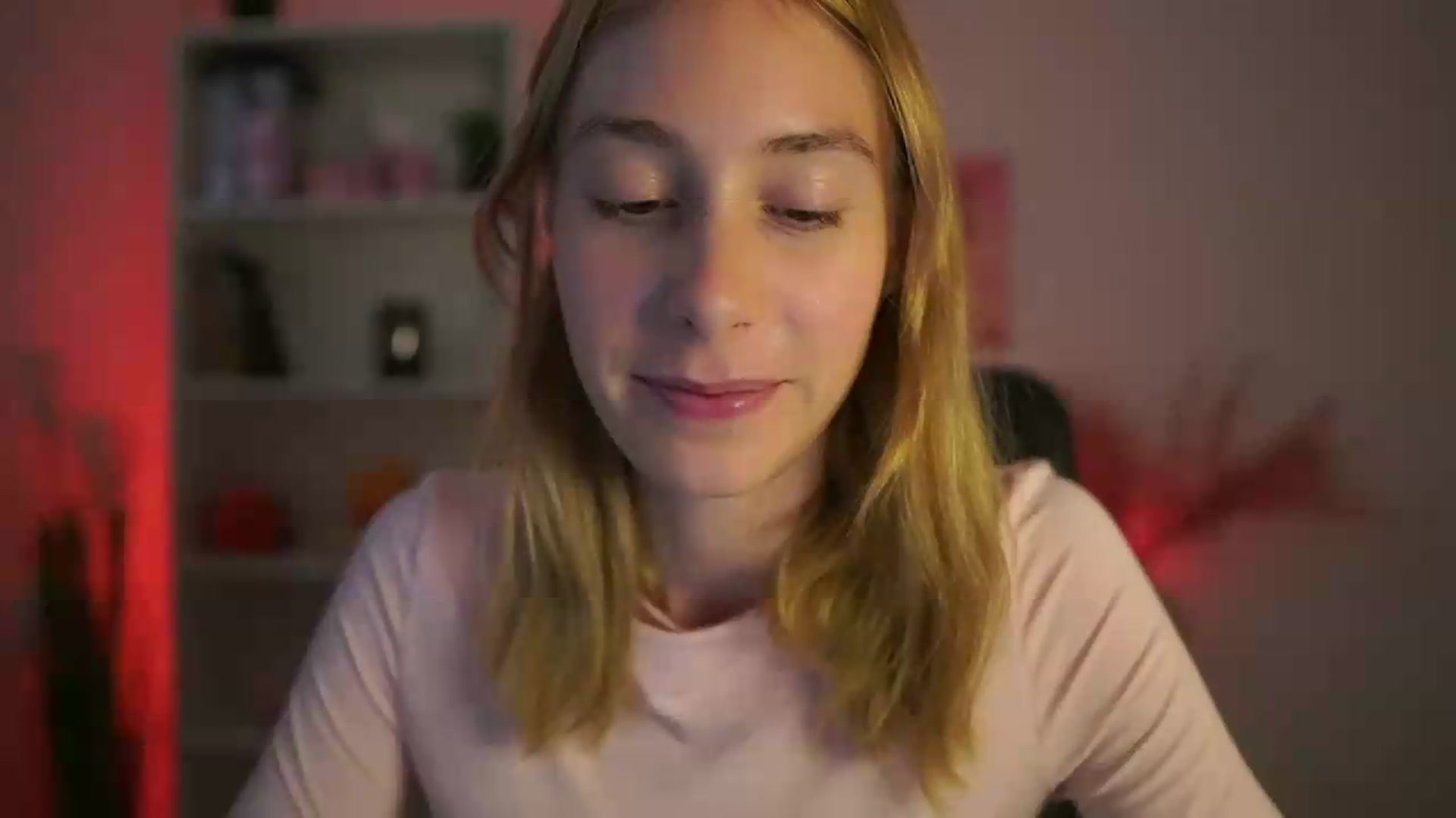 Gallery image thumbnail from Rachelmorrene's myfreecams stream on, 07/19/2026, 10:30 image 6 of 20
