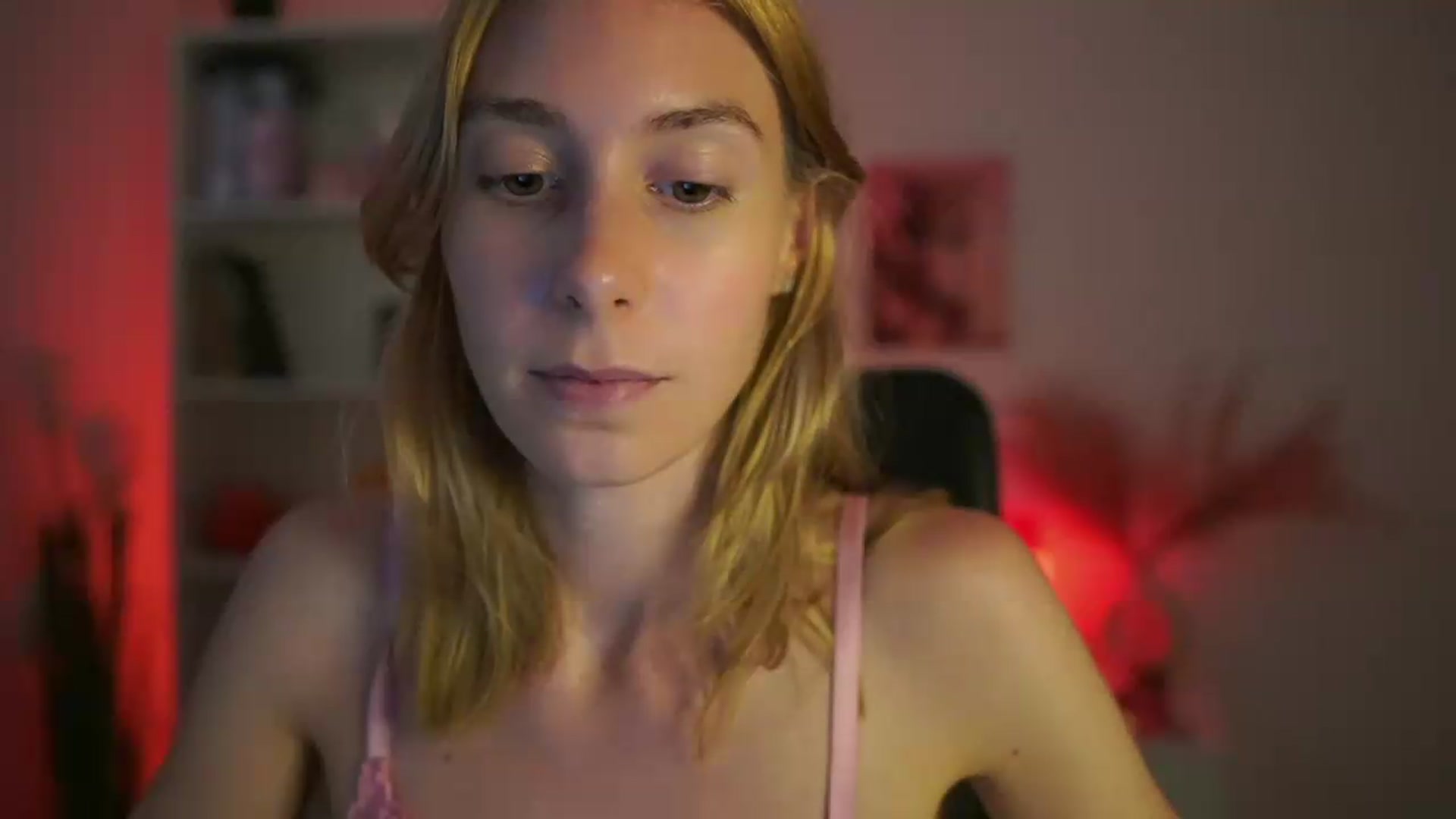 Gallery image thumbnail from Rachelmorrene's myfreecams stream on, 07/19/2026, 13:02 image 14 of 20