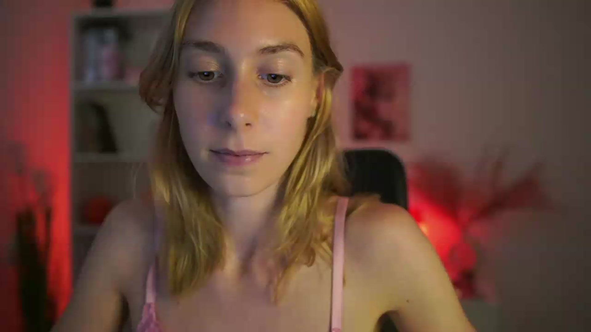 Gallery image thumbnail from Rachelmorrene's myfreecams stream on, 07/19/2026, 13:02 image 9 of 20