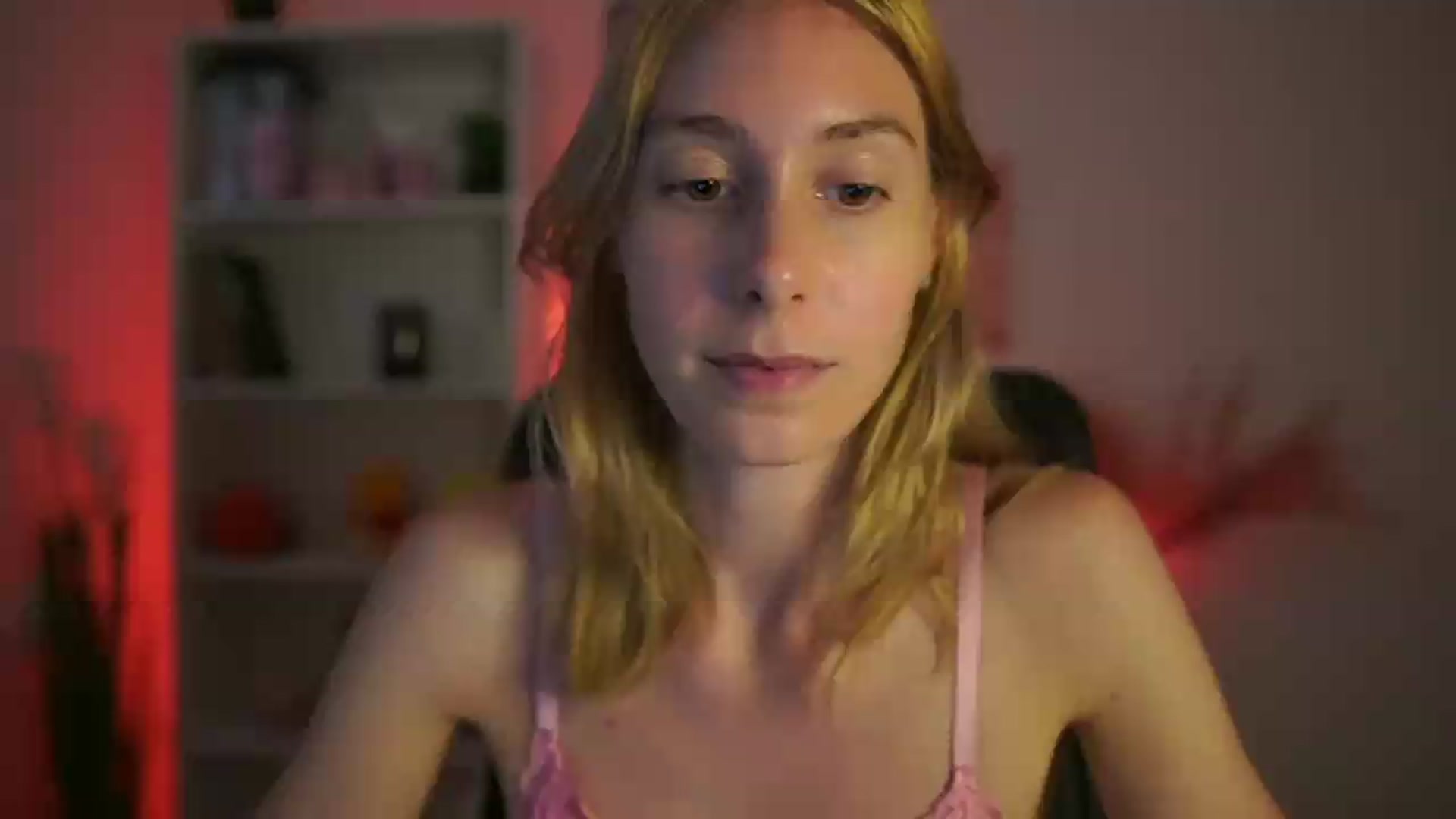 Gallery image thumbnail from Rachelmorrene's myfreecams stream on, 07/19/2026, 13:02 image 16 of 20