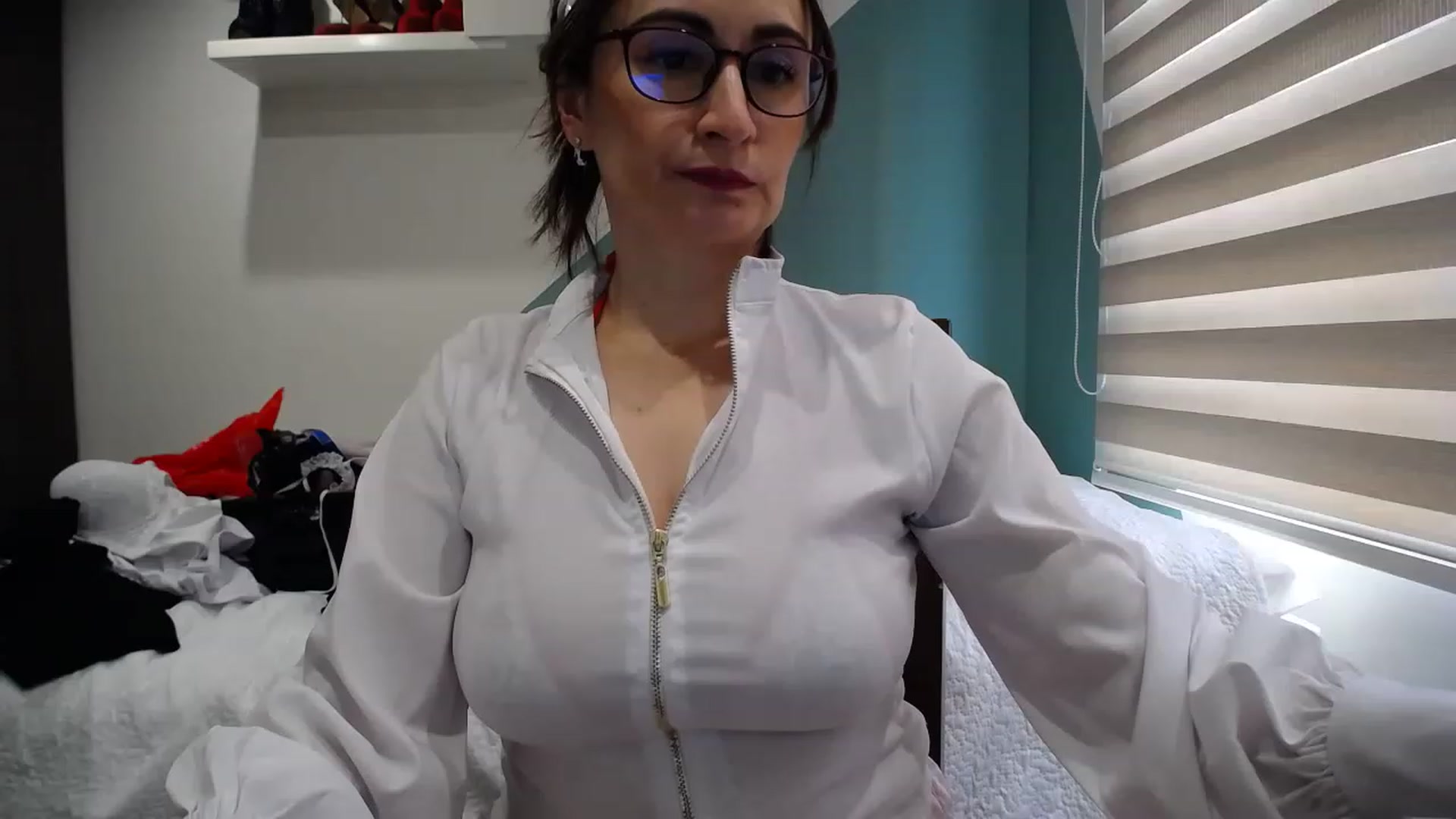 Gallery image thumbnail from Rachelsensual's myfreecams stream on, 11/21/2022, 21:45 image 16 of 20